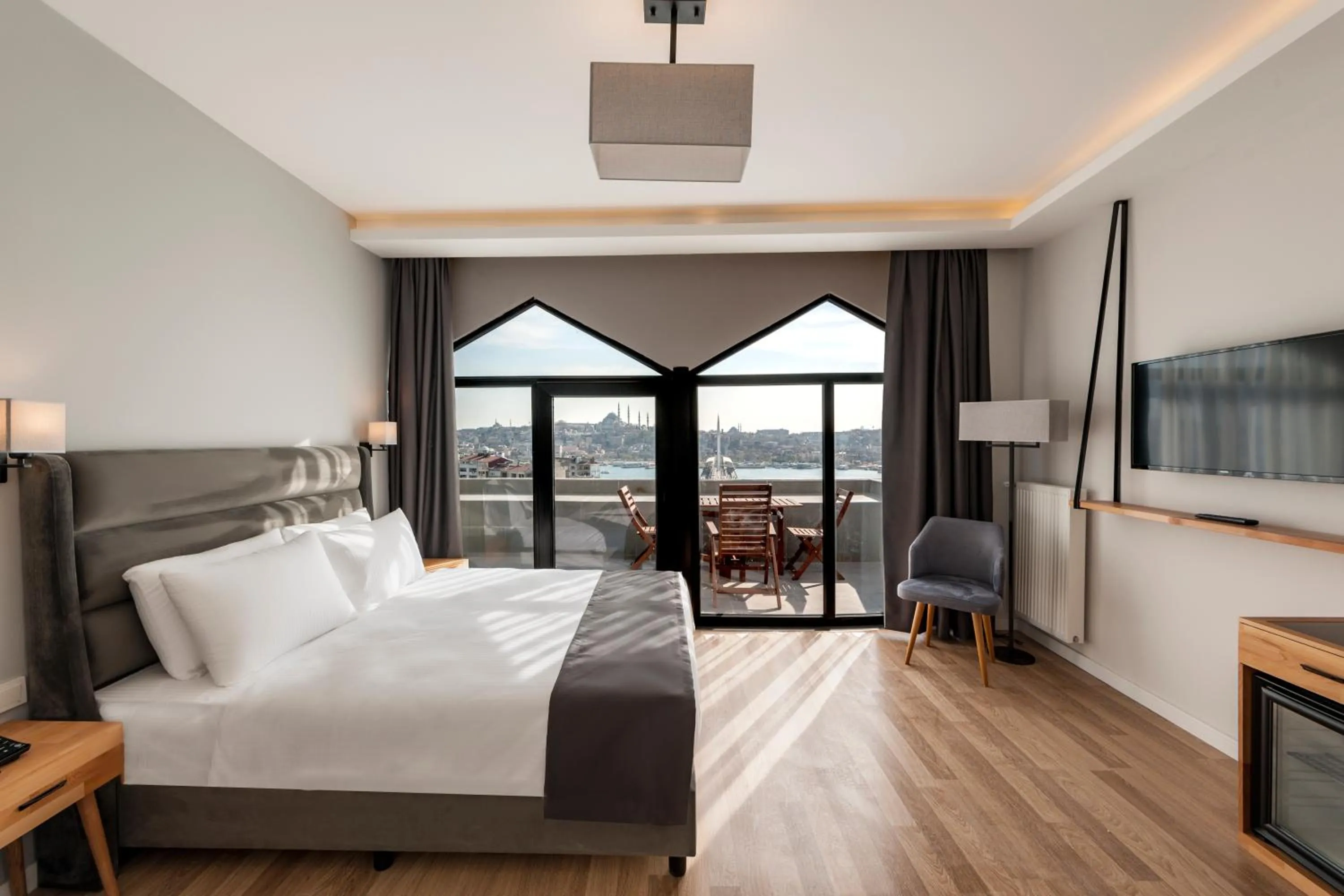 Bed in DORUK PALAS HOTEL