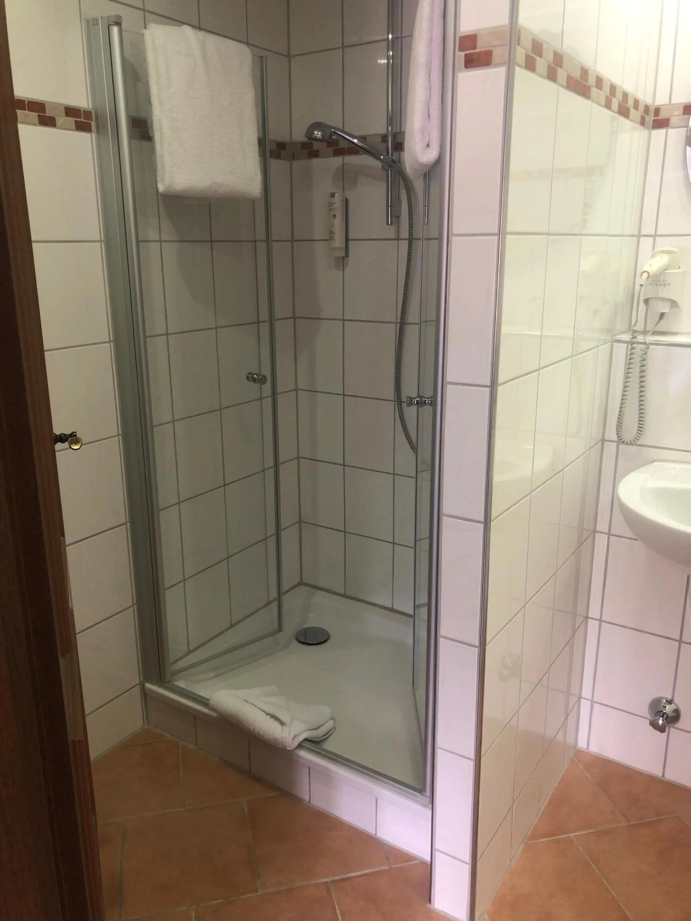 Shower in Hotel & Gastropark Loemühle