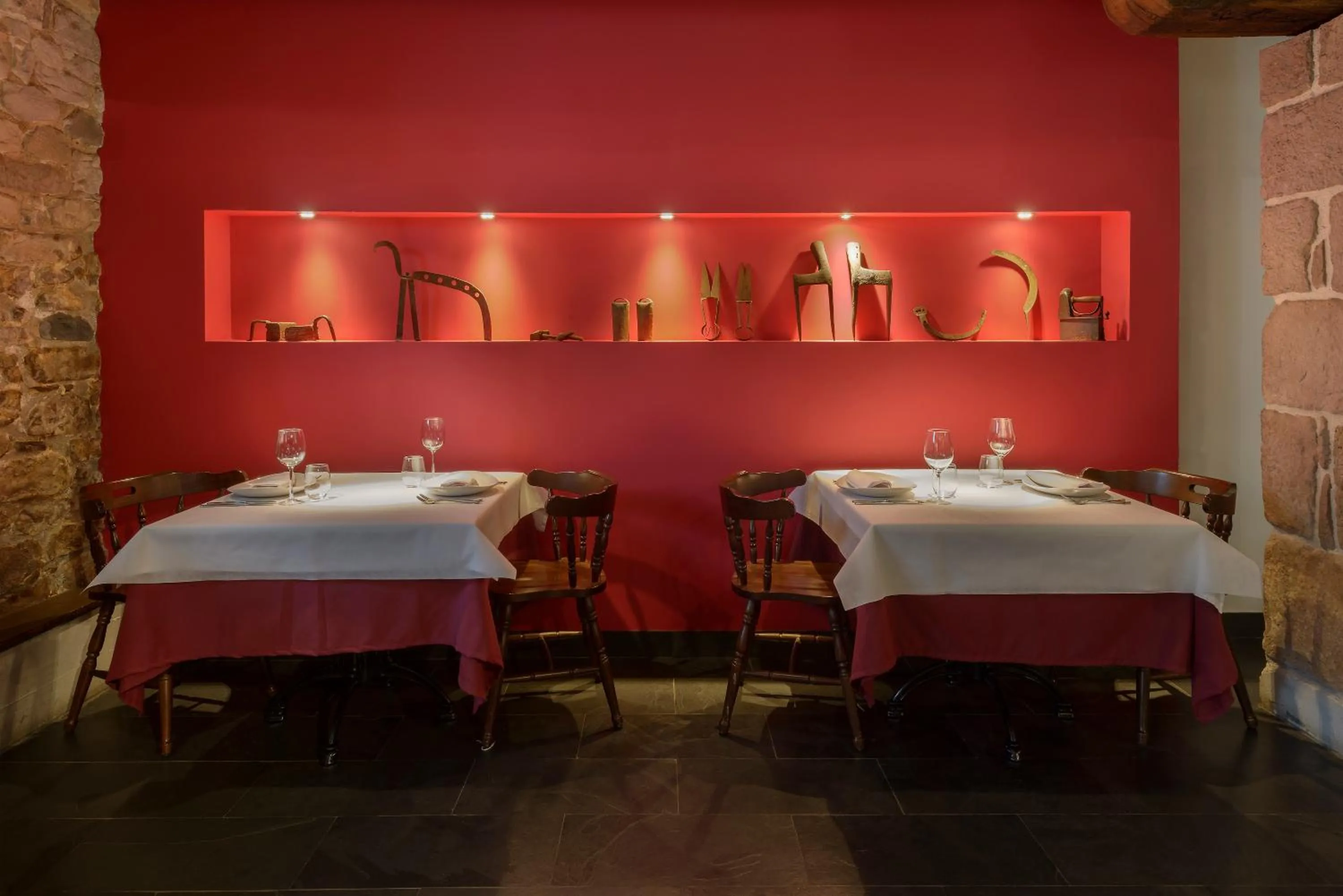 Restaurant/places to eat in Hotel Rural Iribarnia