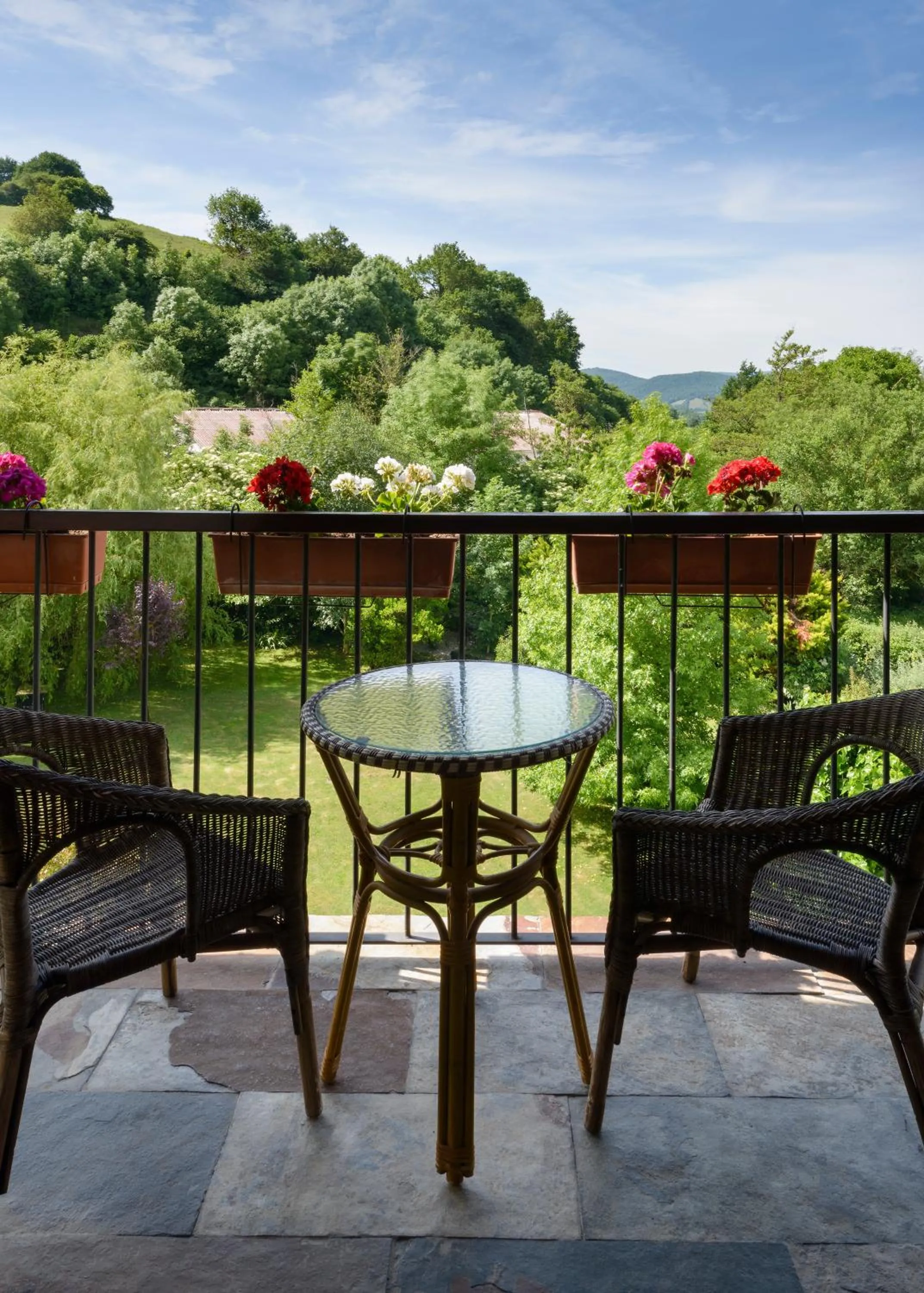 Day in Hotel Rural Iribarnia