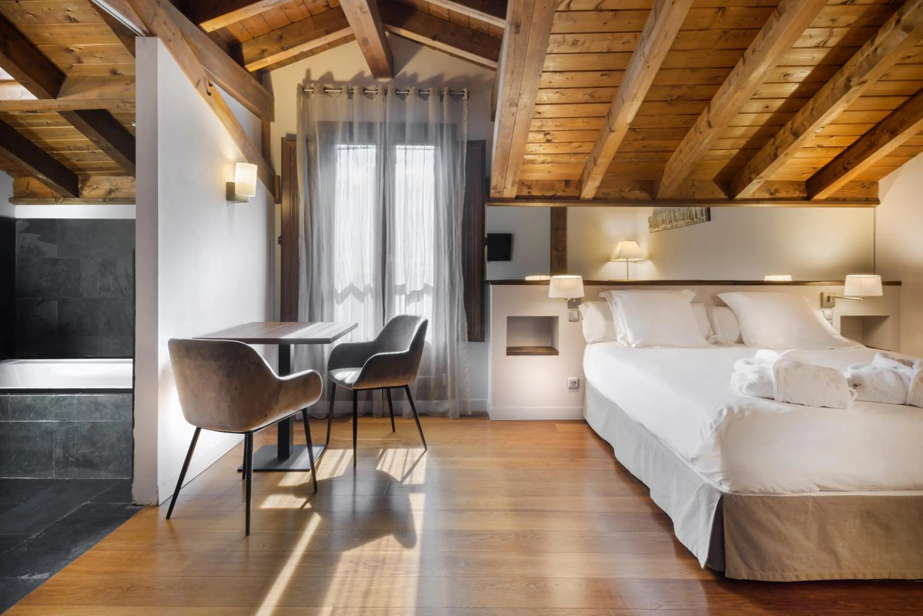 Bed in Hotel Rural Iribarnia