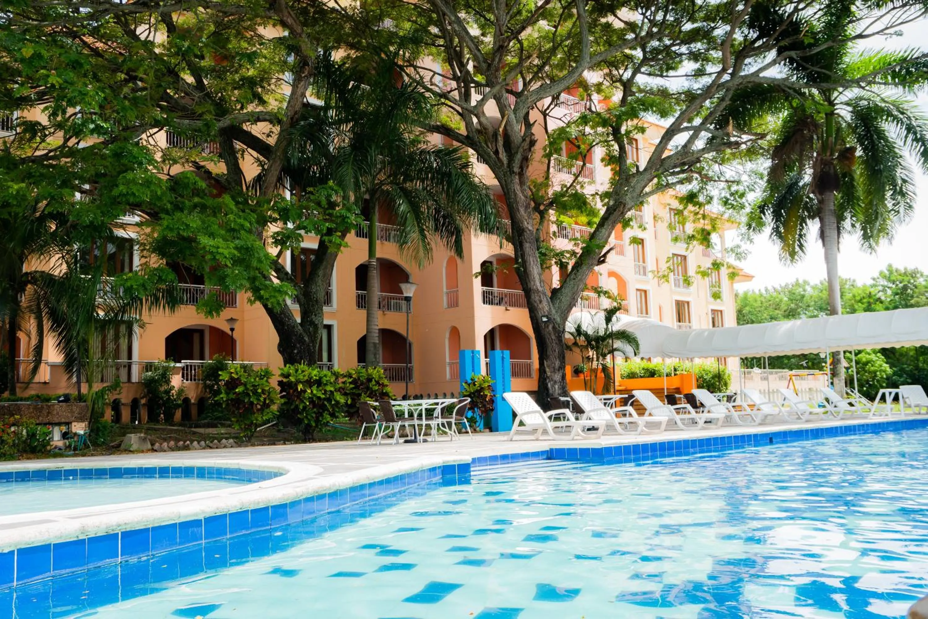 Hotel Peñon Suites