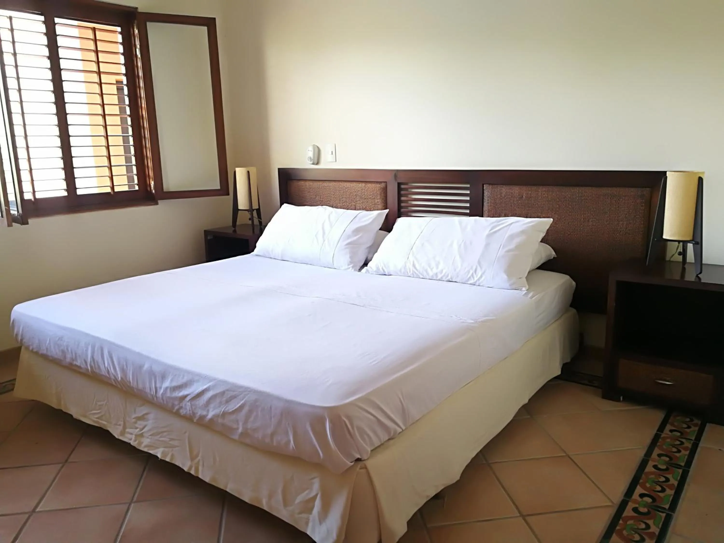 Bedroom, Bed in Hotel Peñon Suites