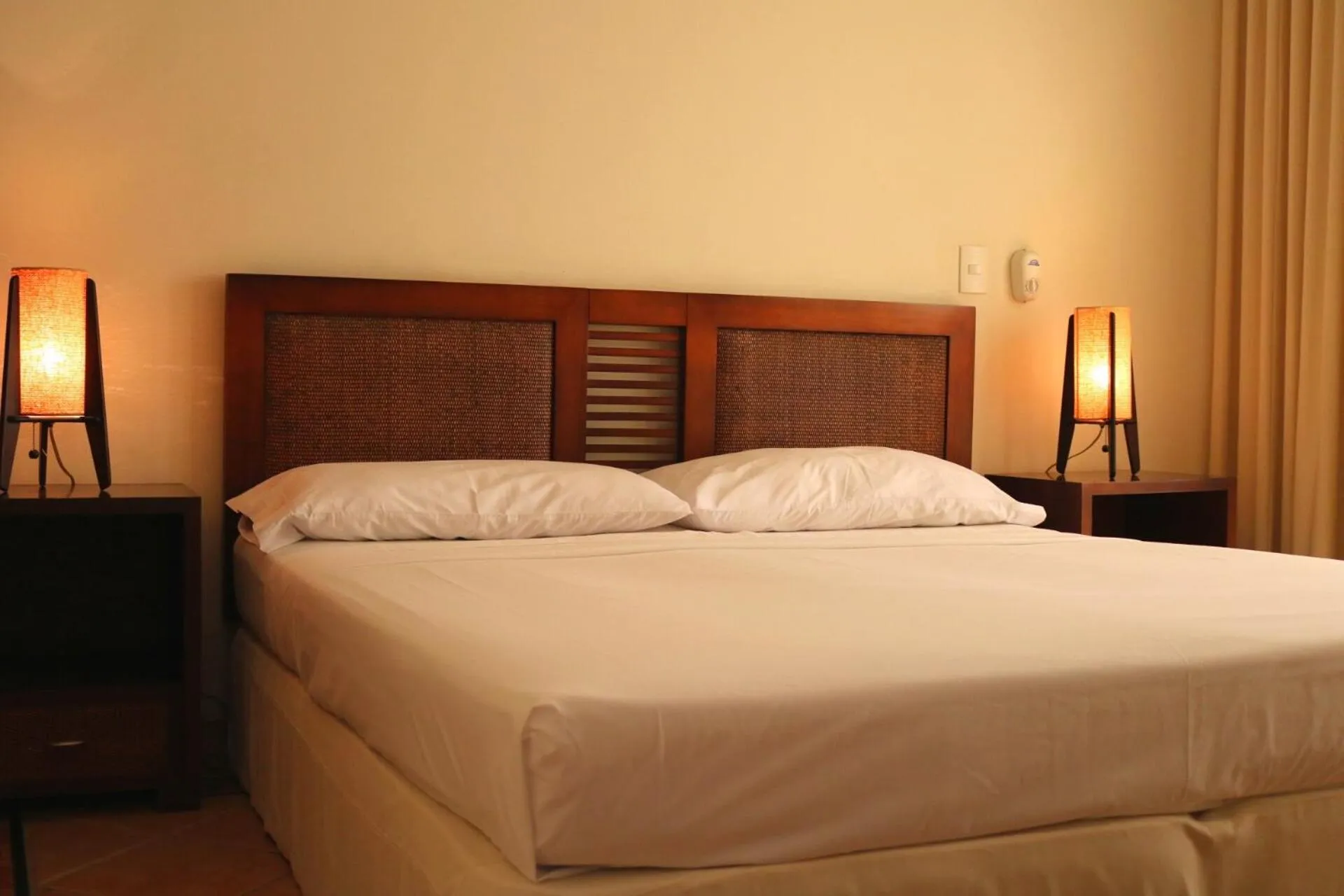 Bed in Hotel Peñon Suites