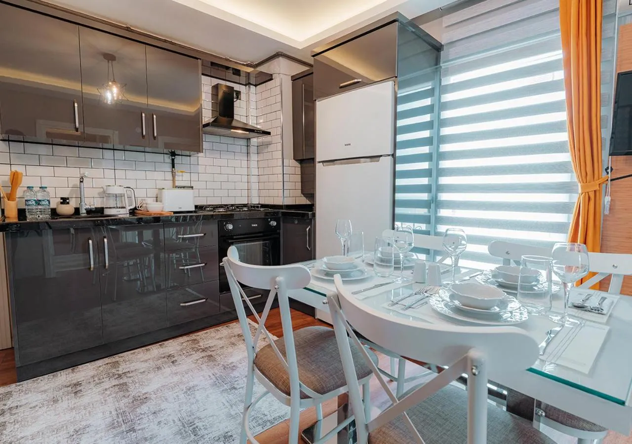 Coffee/tea facilities in Umut Apartments