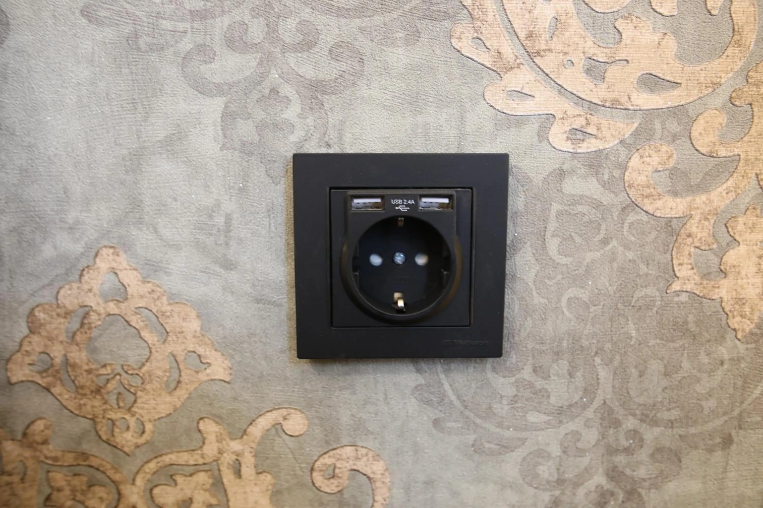 TV and multimedia in Umut Apartments