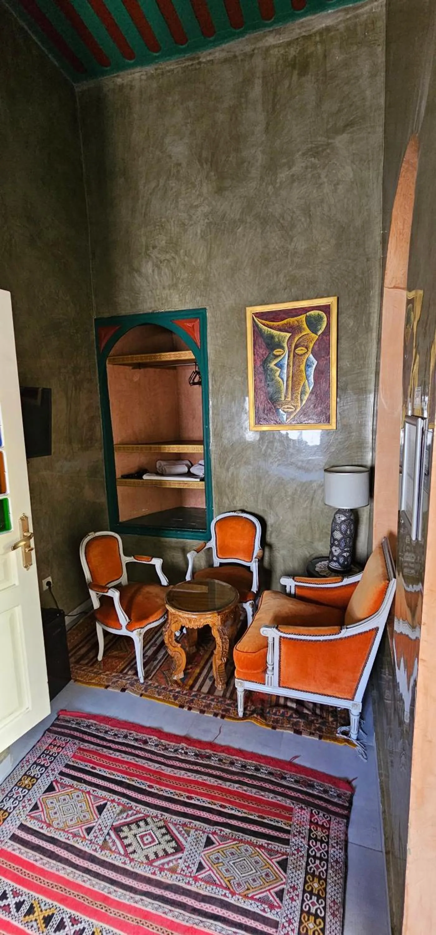 Seating area in Ryad 91