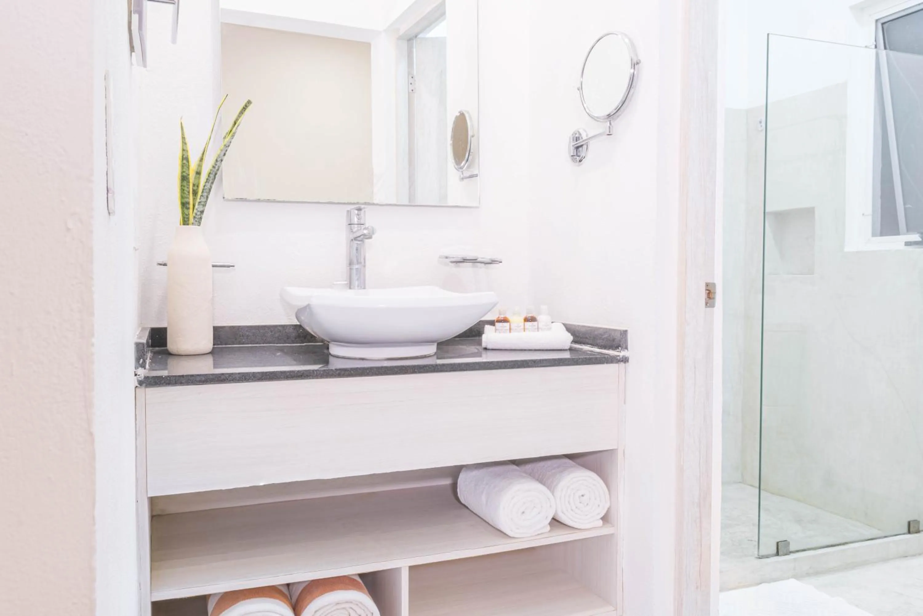 Toilet in Kaab Tulum