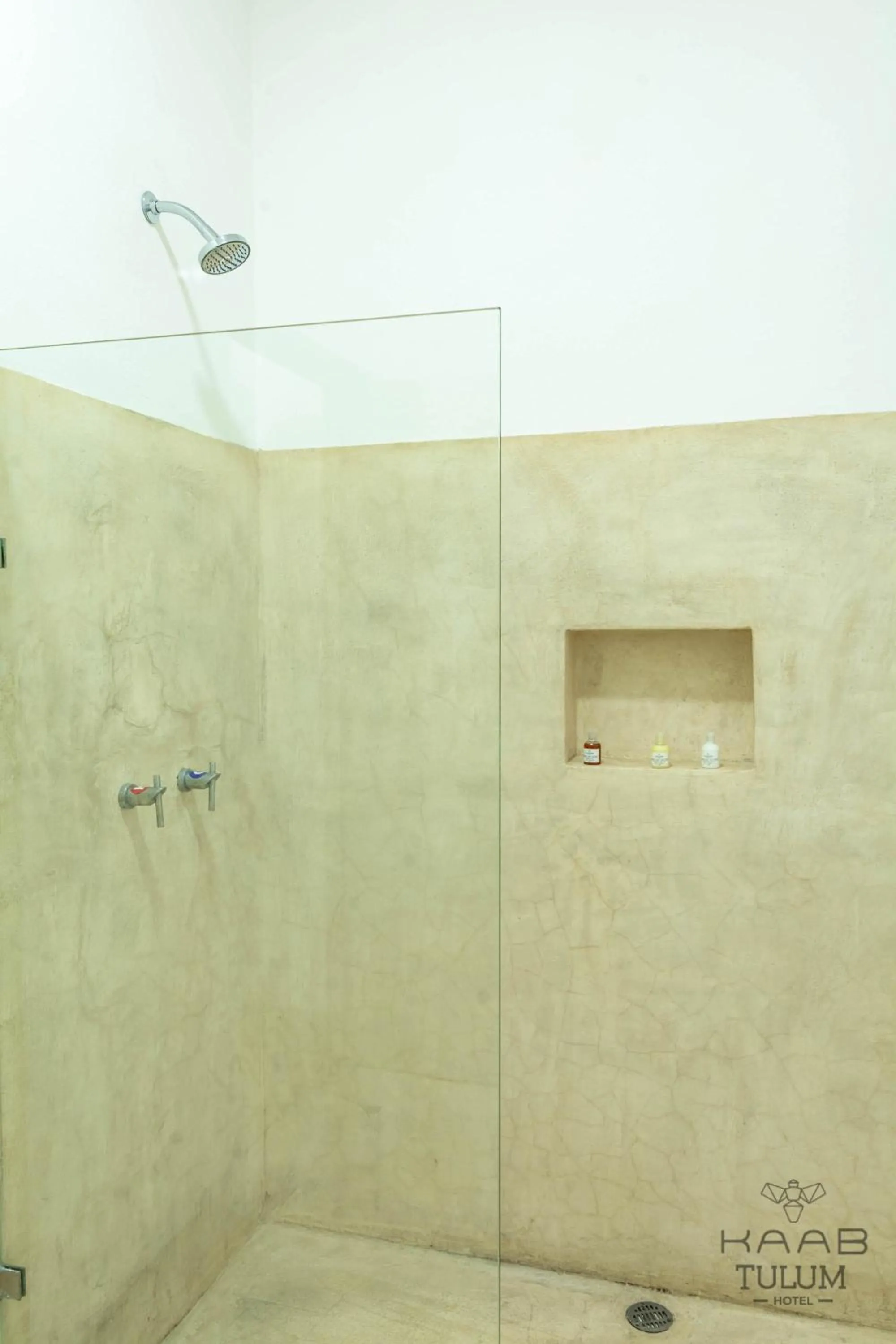 Shower in Kaab Tulum