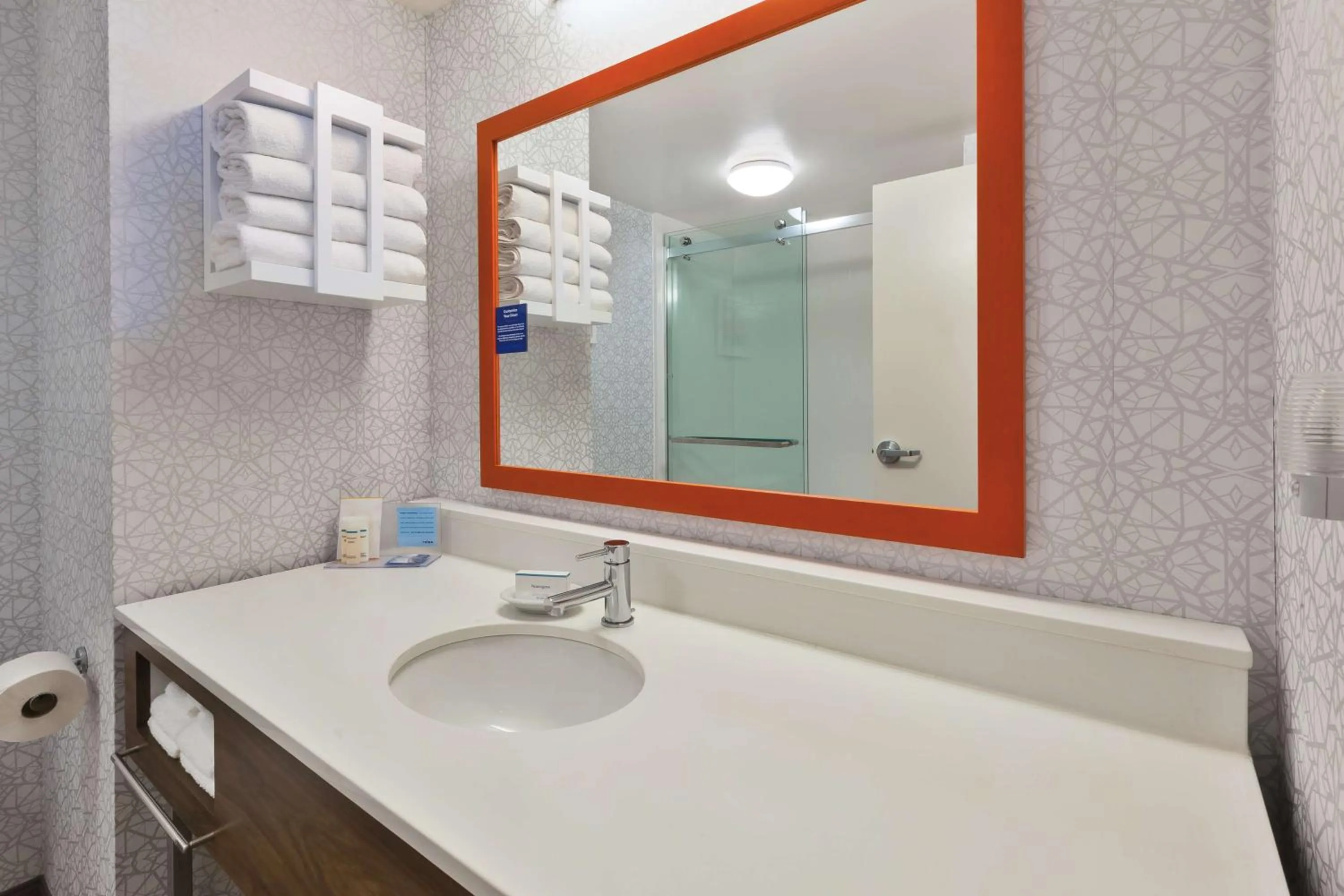 Bathroom in Hampton Inn Princeton