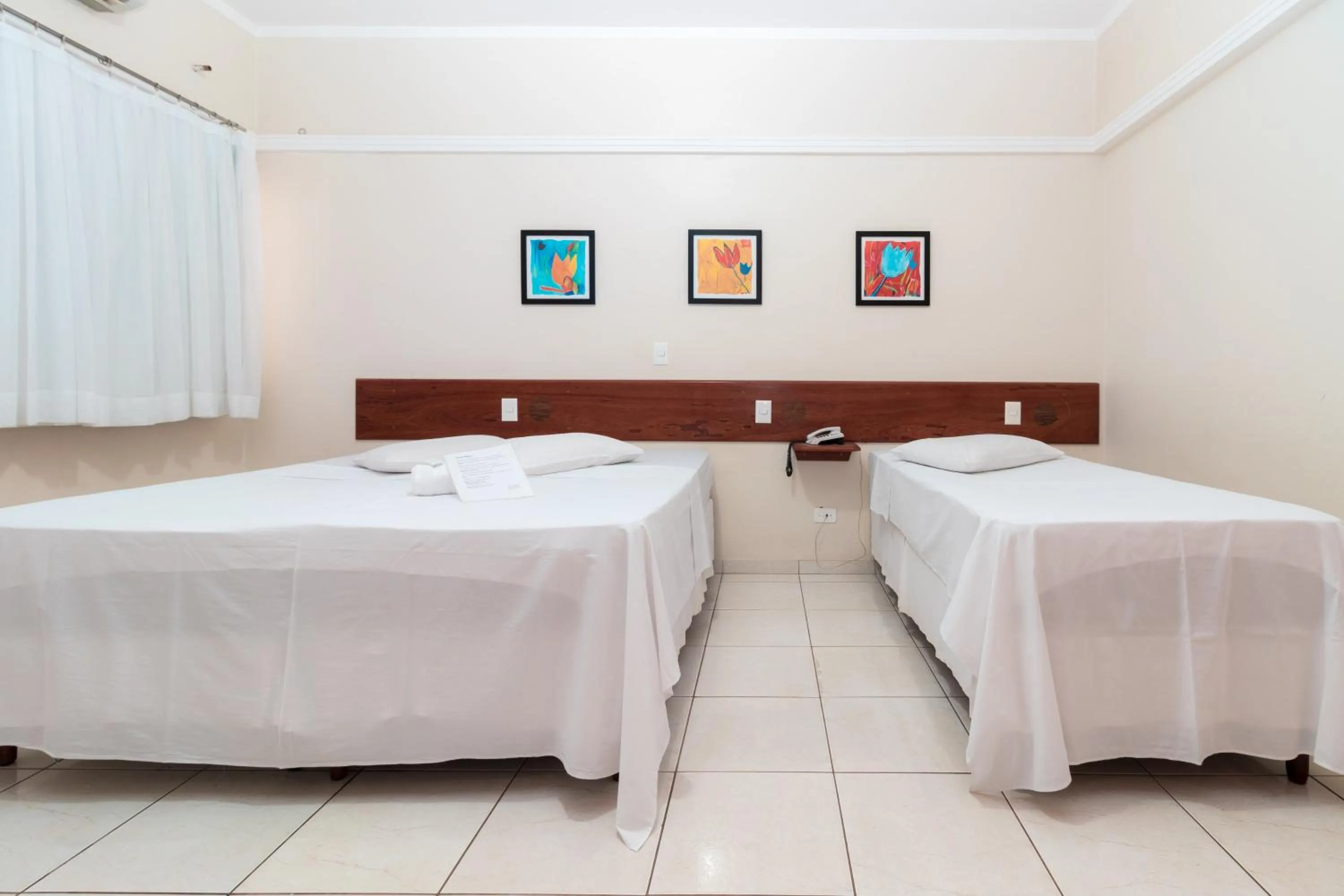 Bed in Turis Hotel Centro