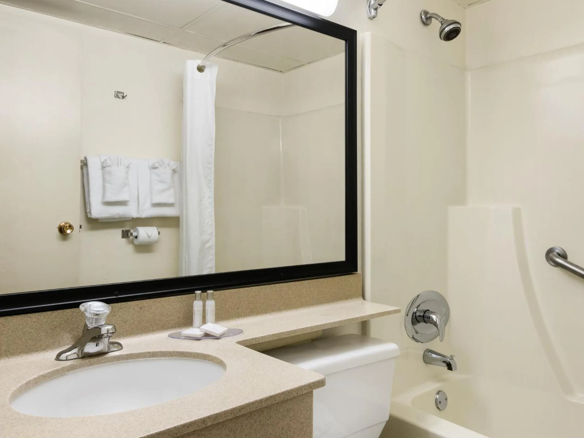 Bathroom in Travelodge by Wyndham Edmonton South