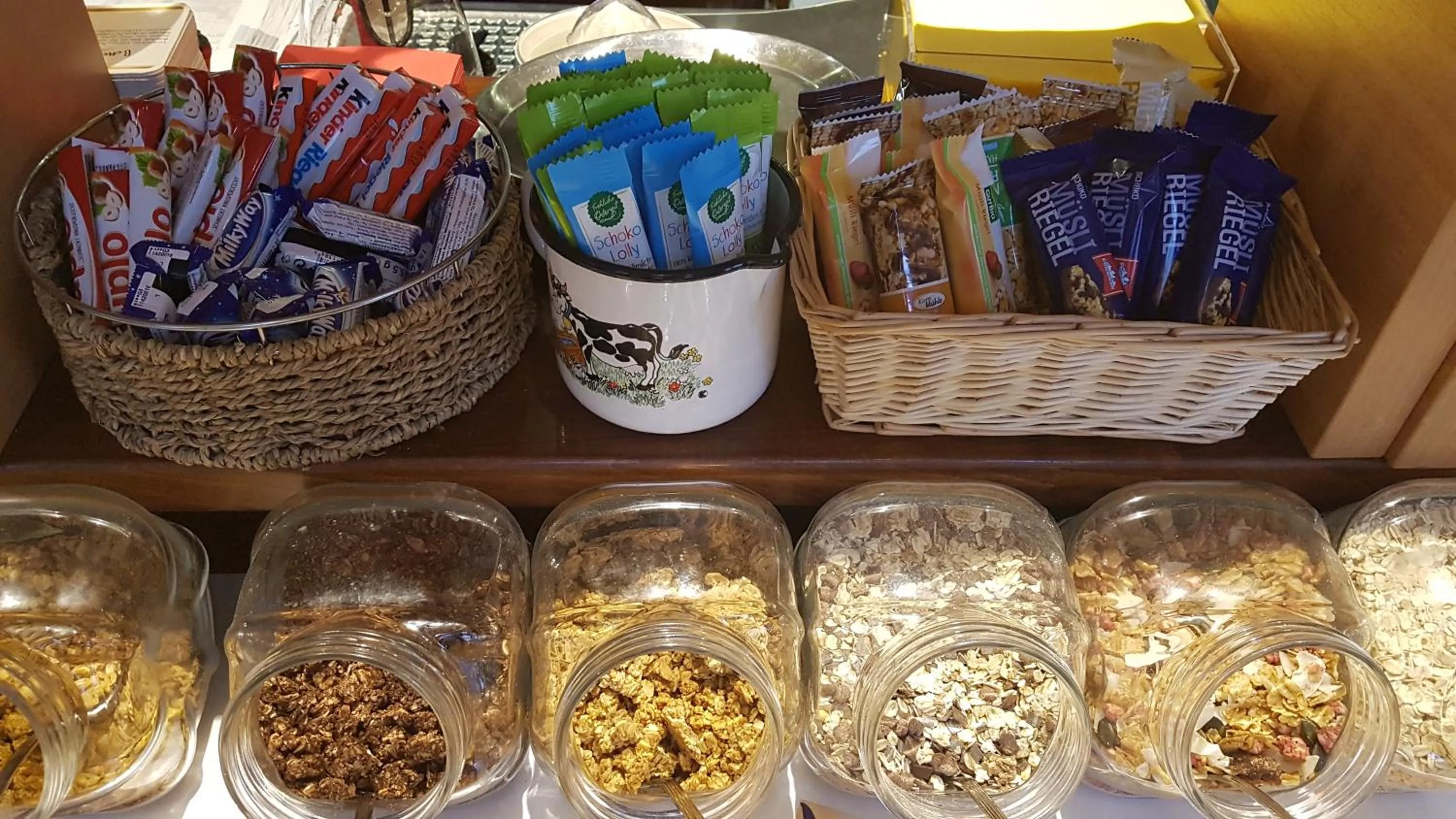 Buffet breakfast in Schillers Hotel & Café - GARNI -