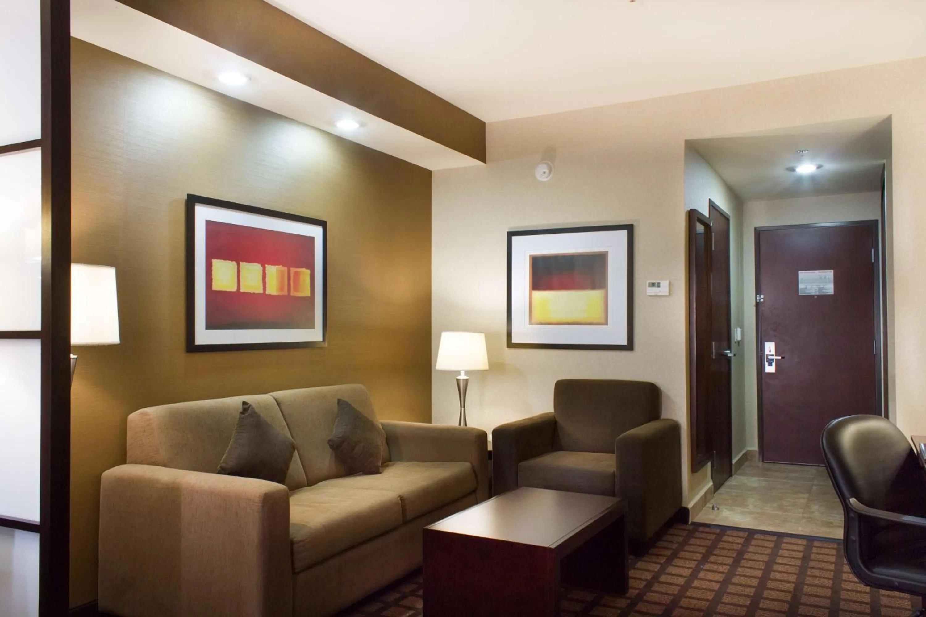 Photo of the whole room in Best Western PREMIER Monterrey Aeropuerto