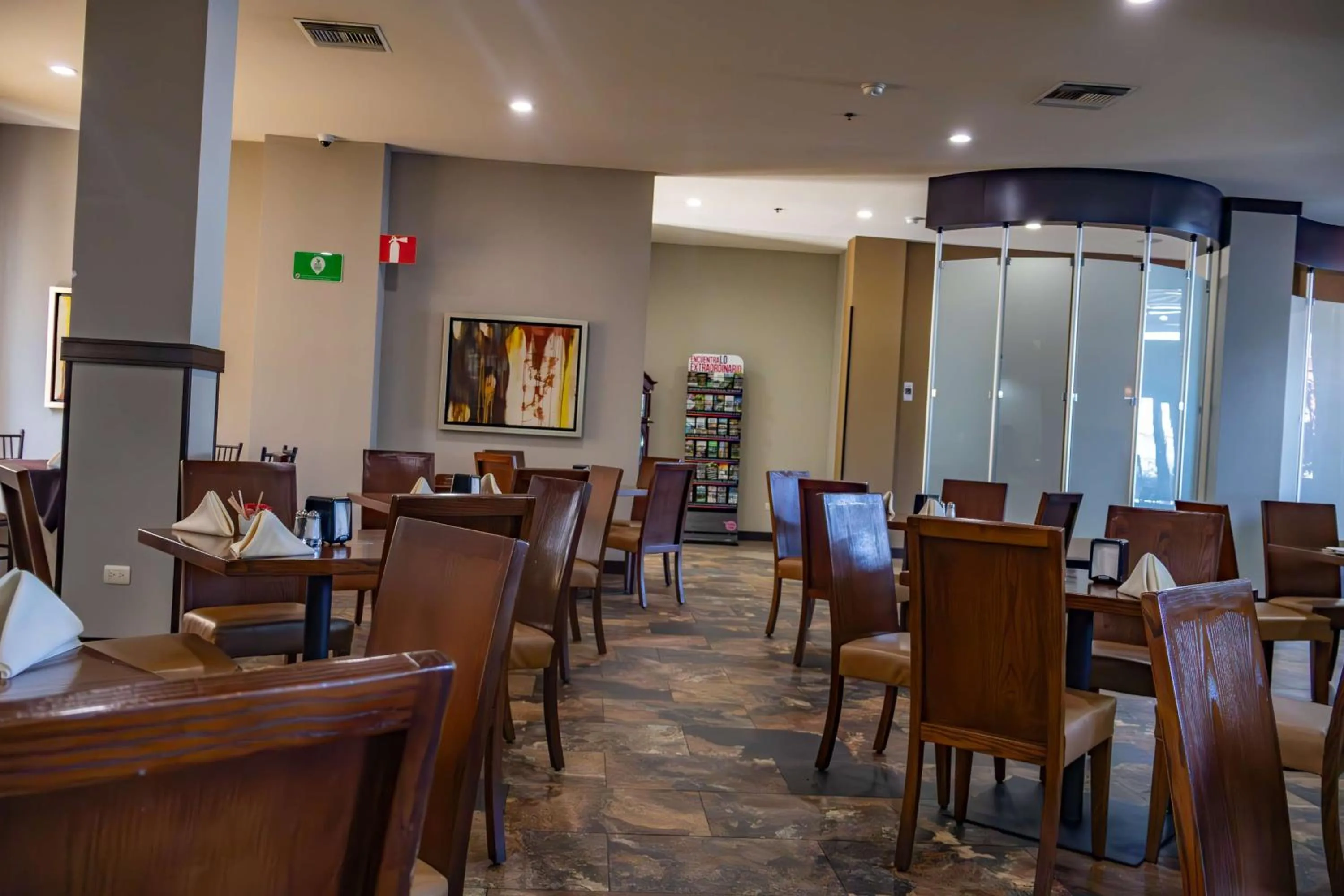 Restaurant/places to eat in Best Western PREMIER Monterrey Aeropuerto