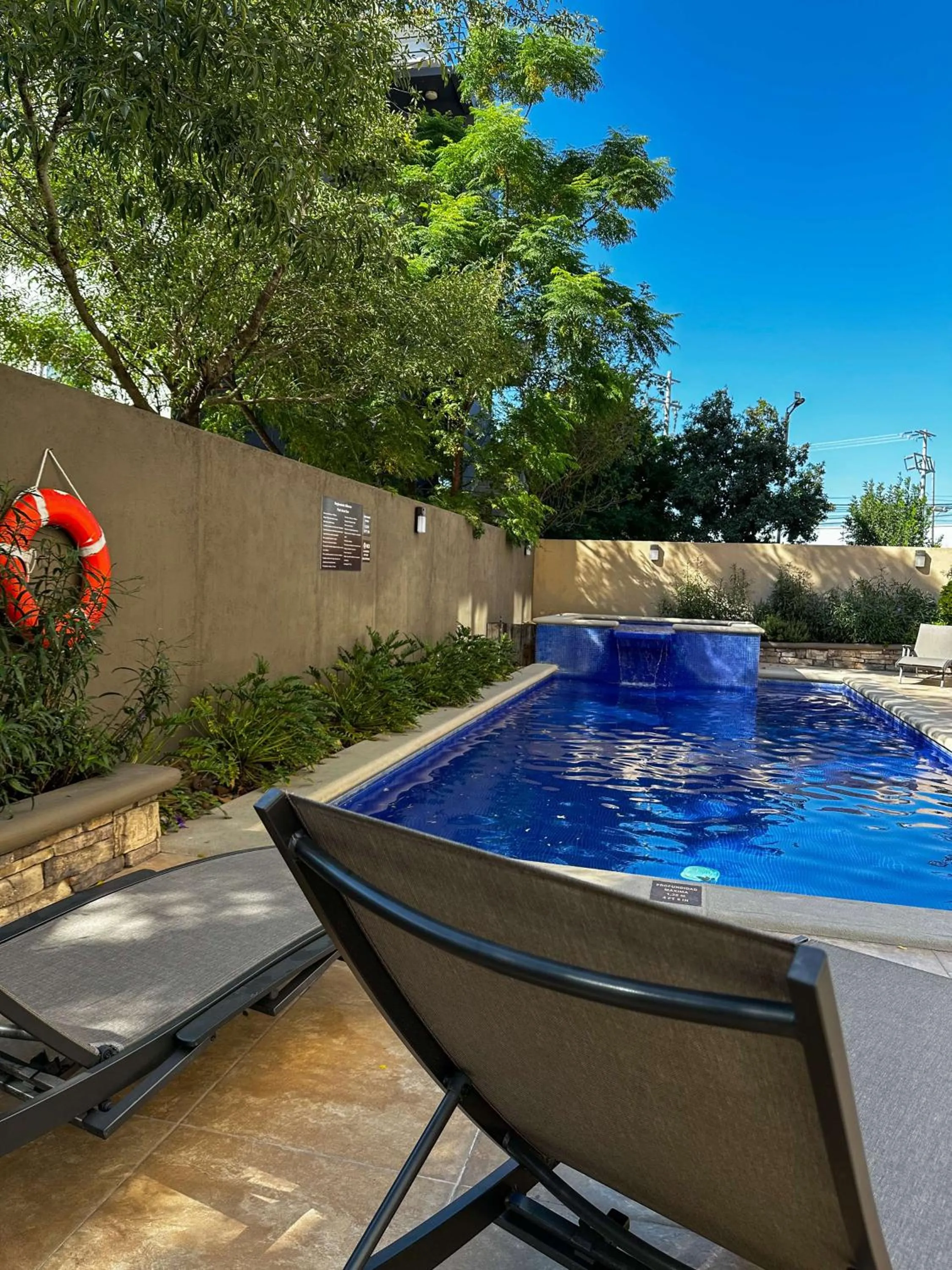Pool view in Best Western PREMIER Monterrey Aeropuerto