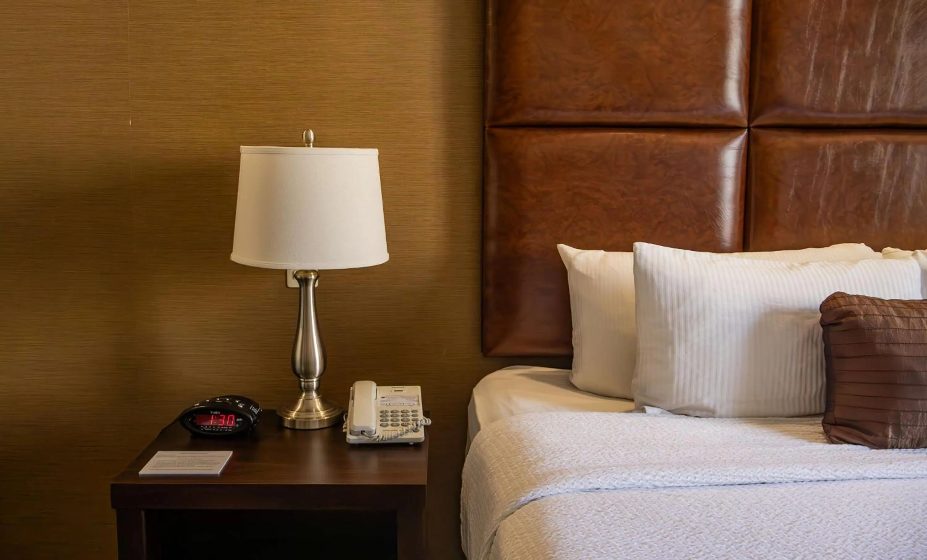 Bedroom, Bed in Best Western PREMIER Monterrey Aeropuerto