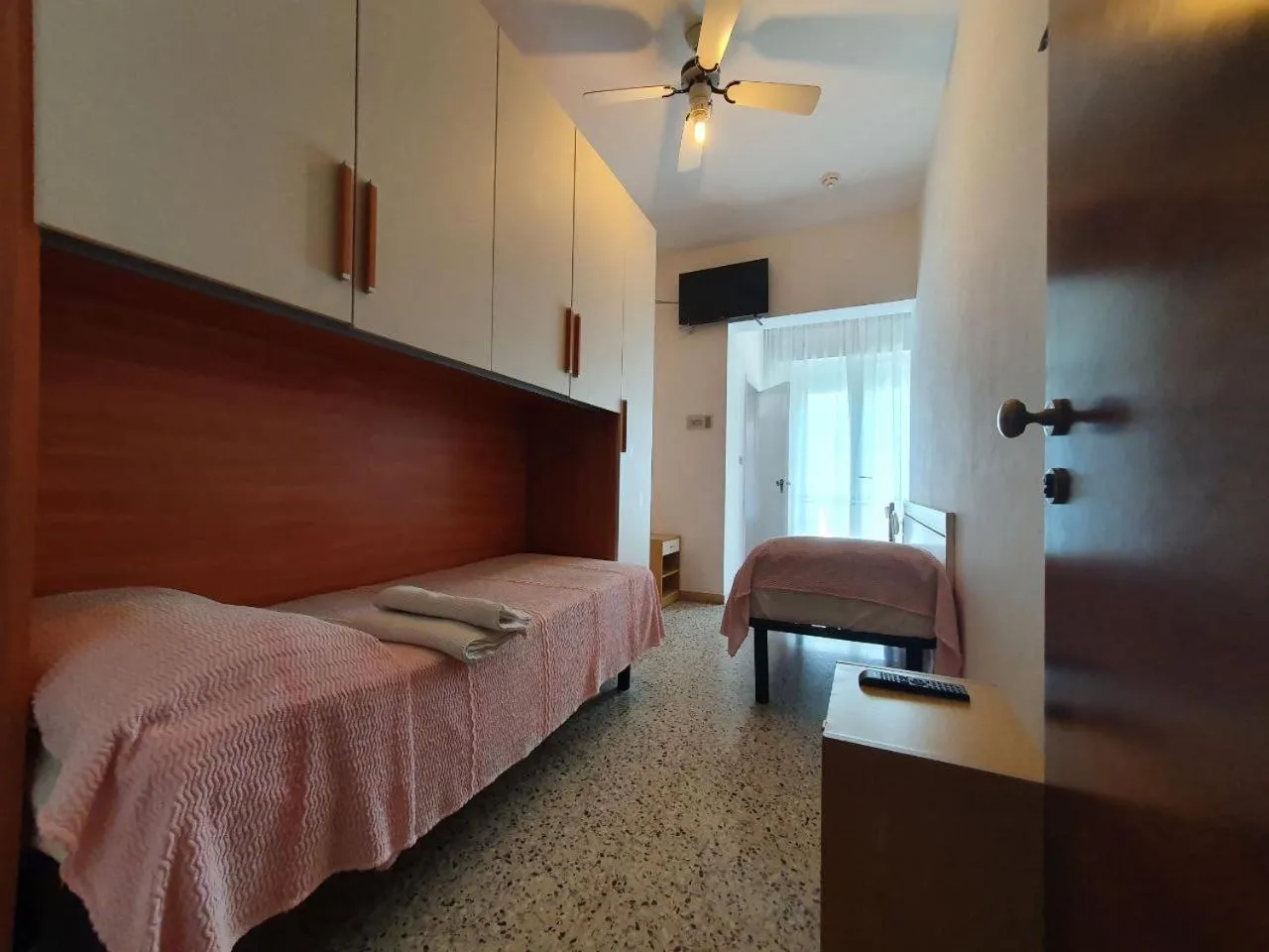 Bed in Hotel Moresco Riccione - Piscina Beach Village