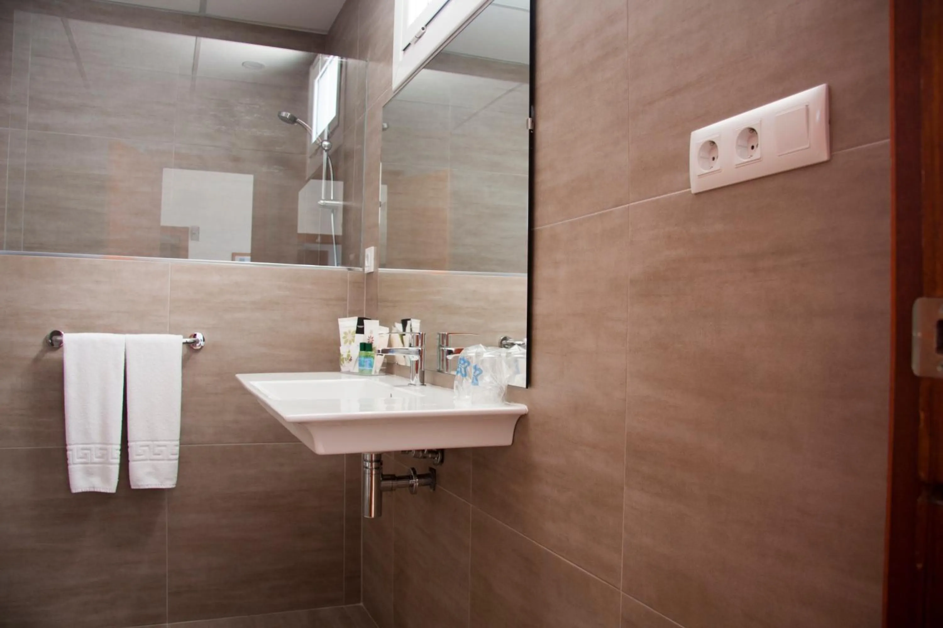 Bathroom in Hotel Sicania