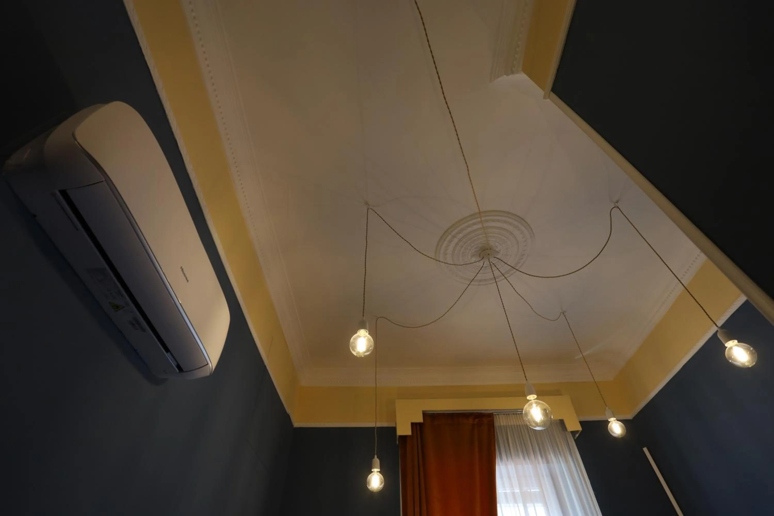 Bedroom in aroma - Neapolitan BnB