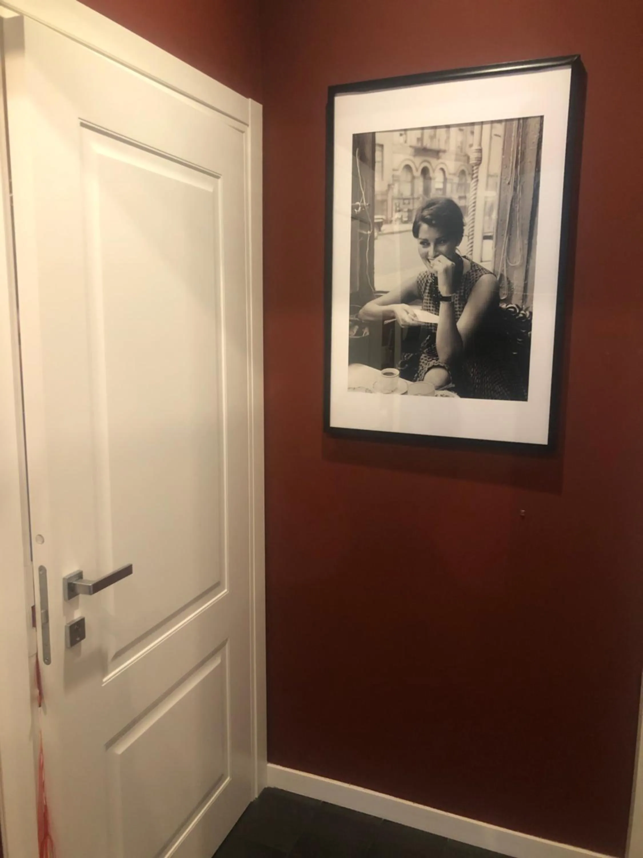 Facade/entrance in aroma - Neapolitan BnB