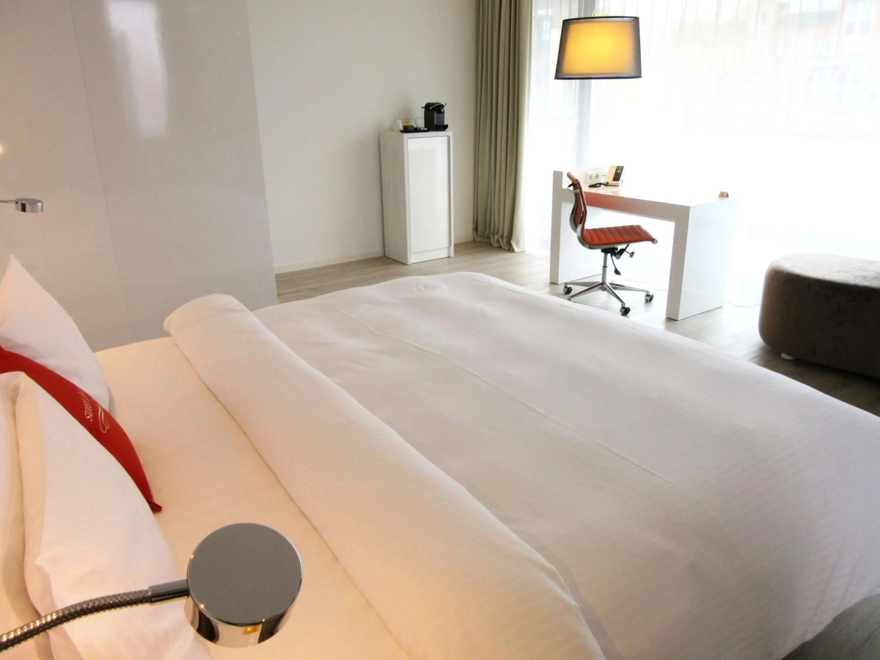 Living room, Bed in elaya hotel kleve