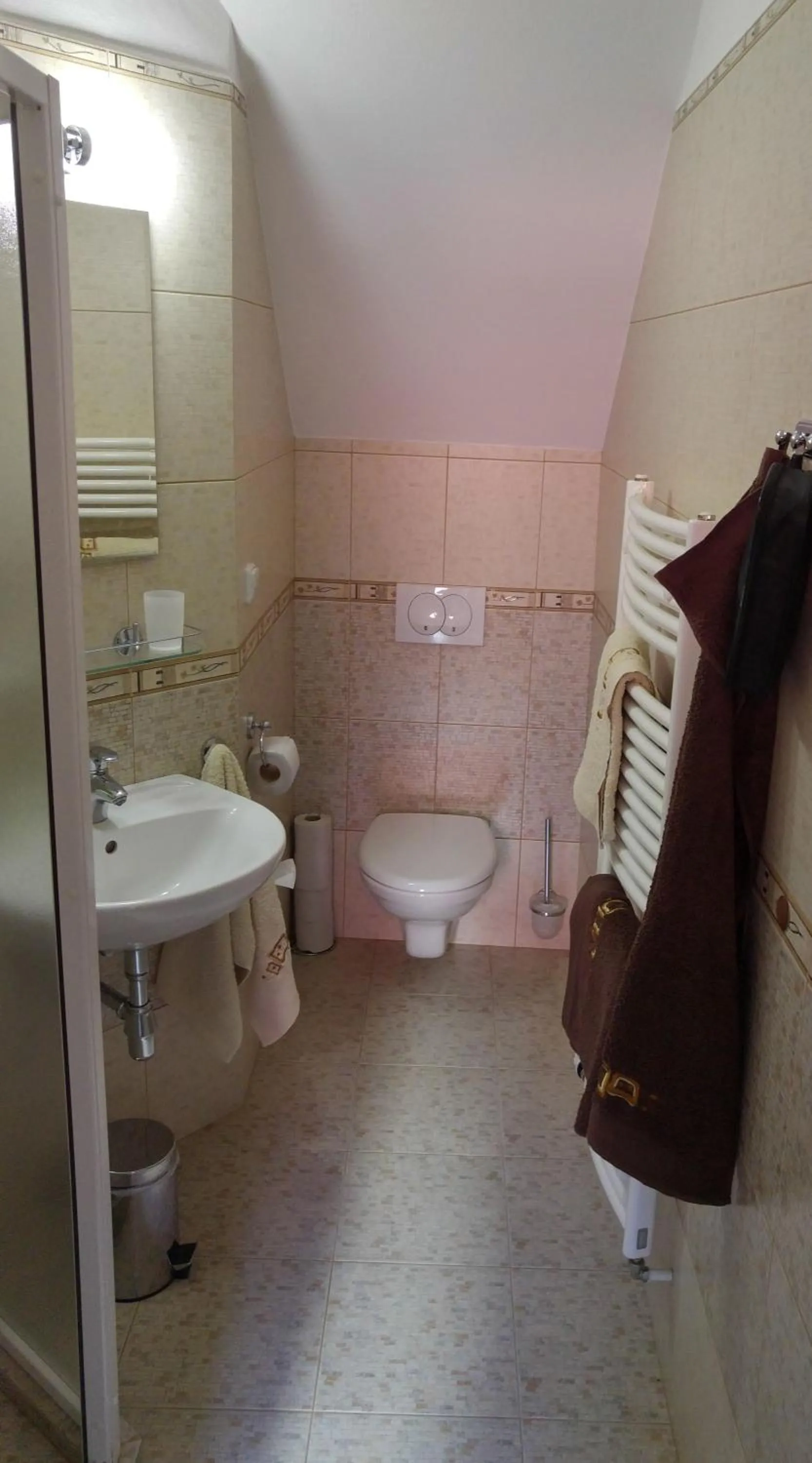 Bathroom in B&B Nika