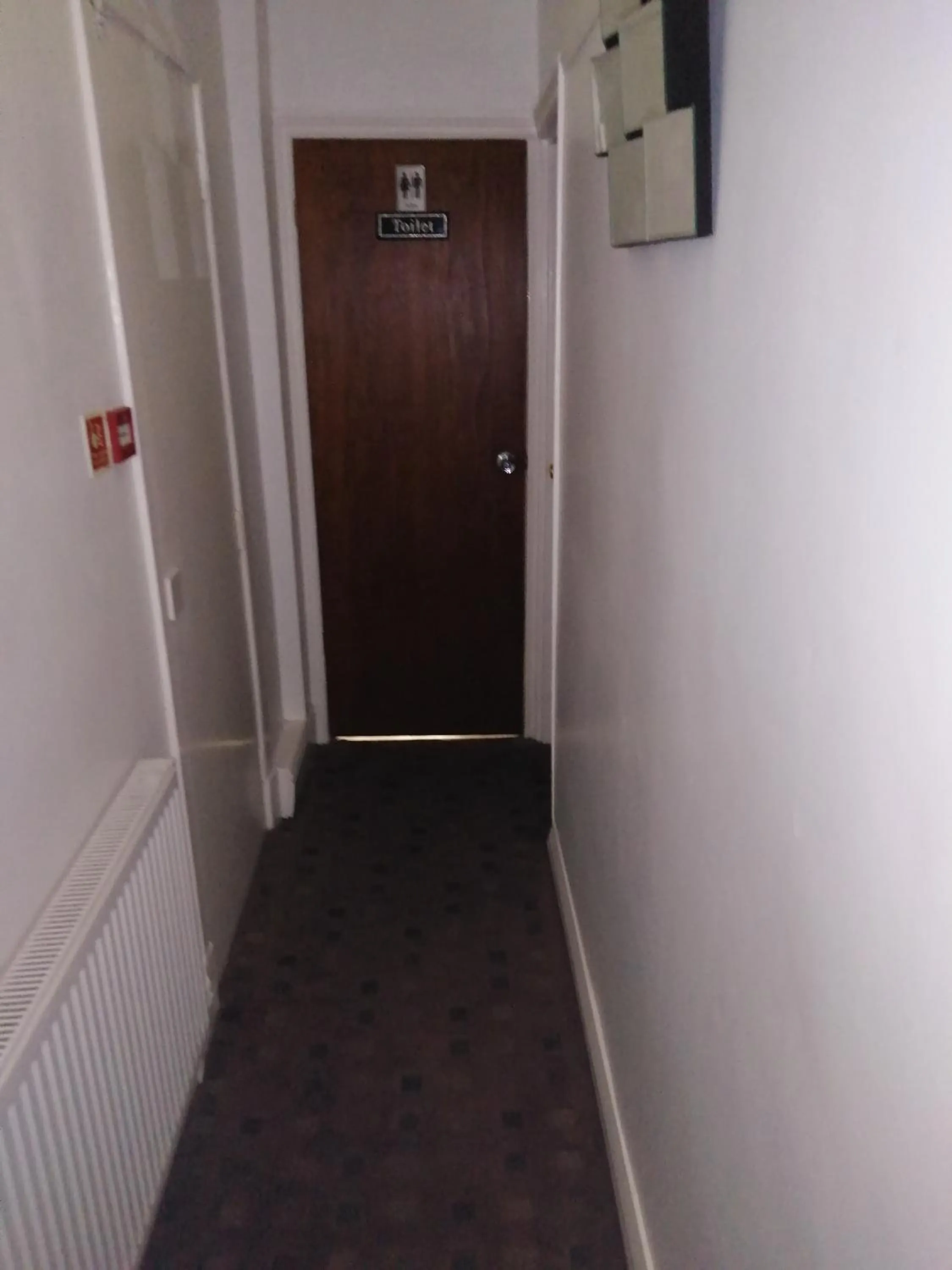 Facade/entrance in The Garnett