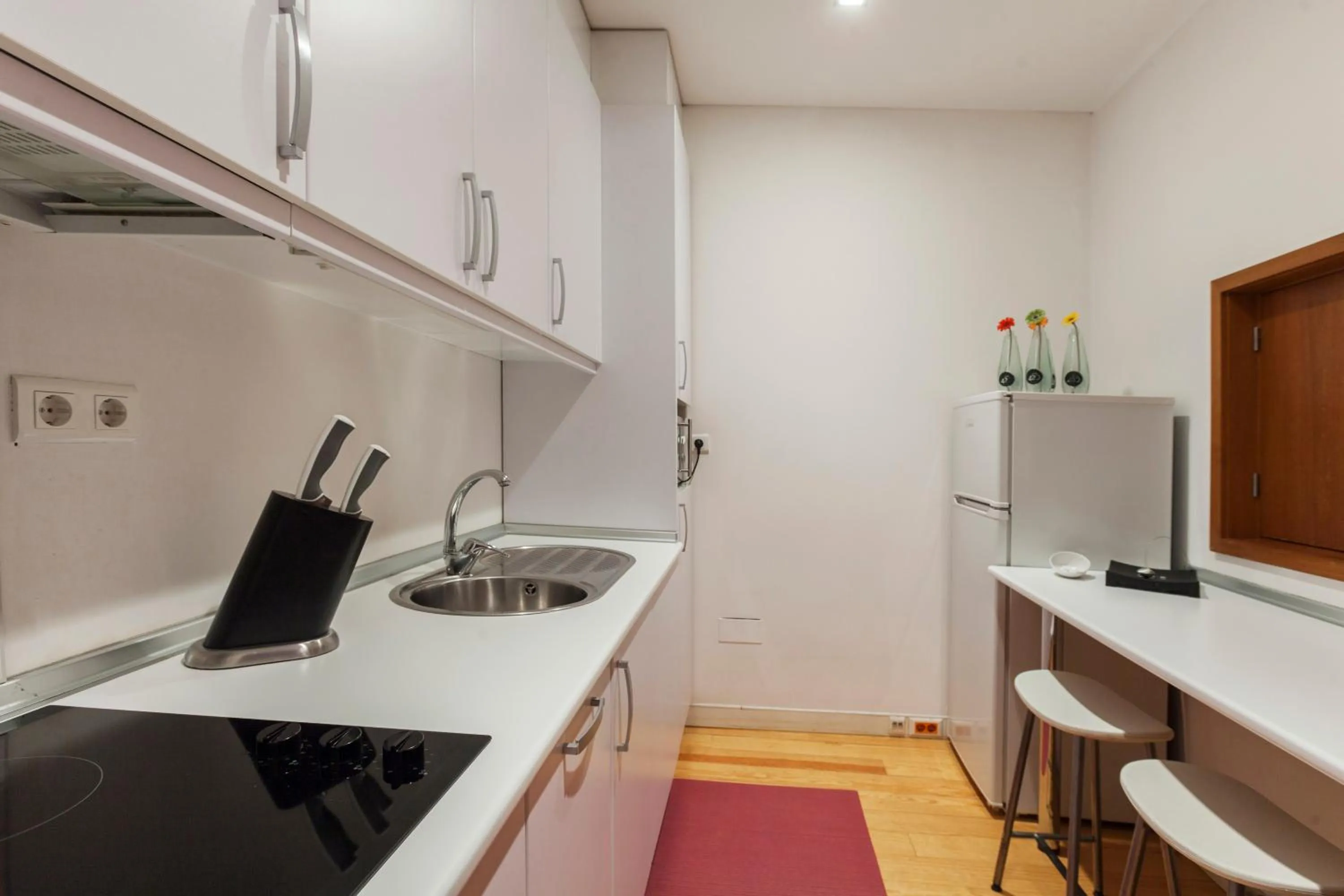 Kitchen or kitchenette in Go2oporto - Ribeira do Porto