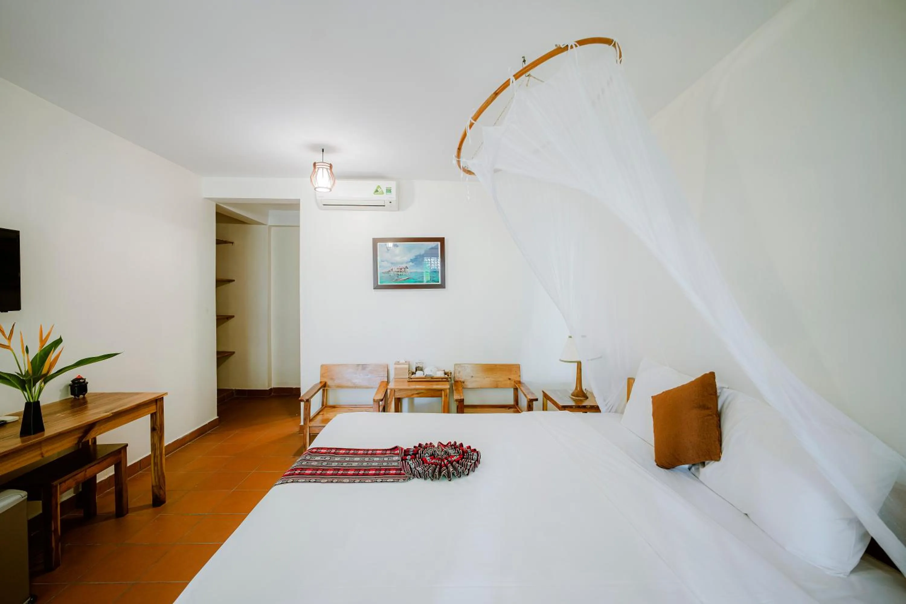 Bedroom, Bed in La Mer Resort, Phú Quốc