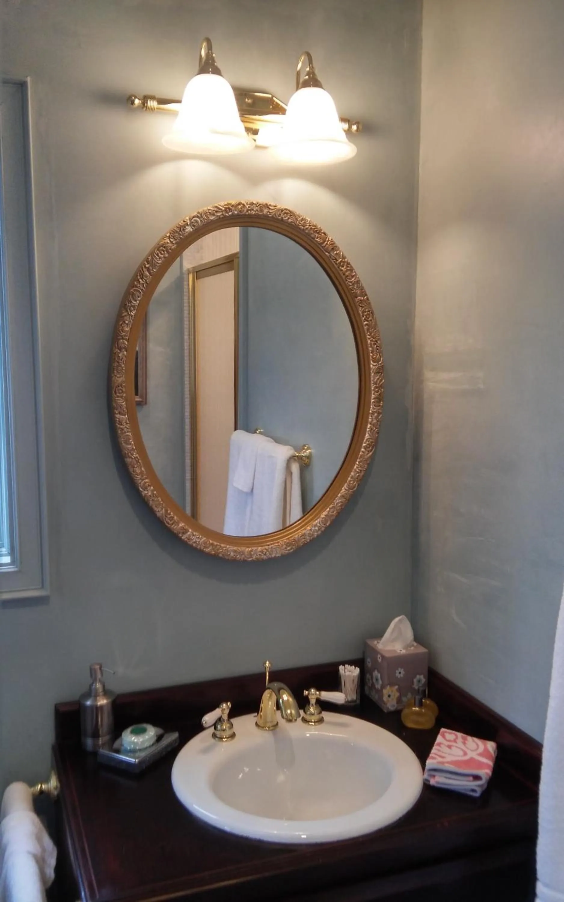 Bathroom in Inntiquity, A Country Inn