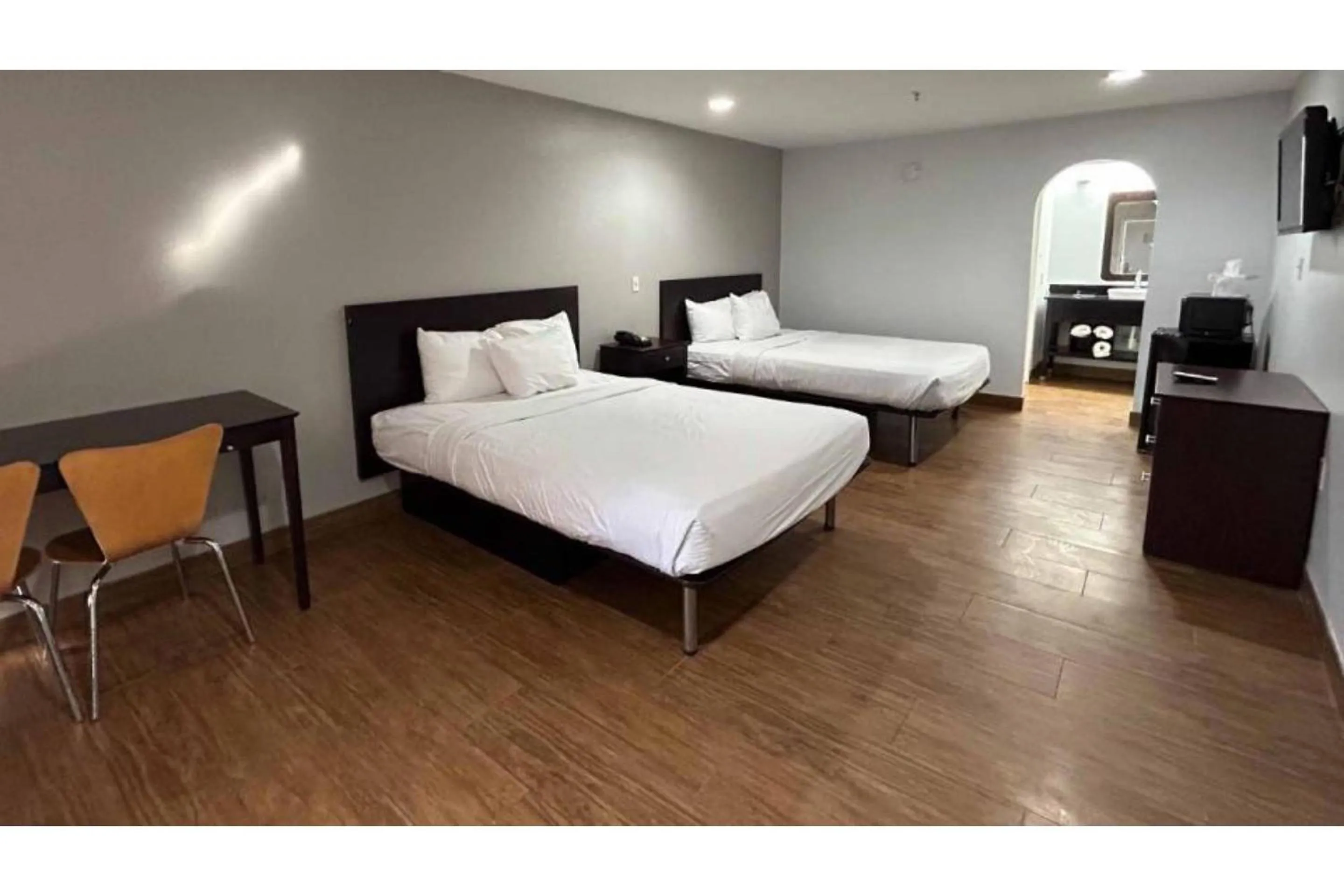 Bed in Motel 6 Denham Springs, LA