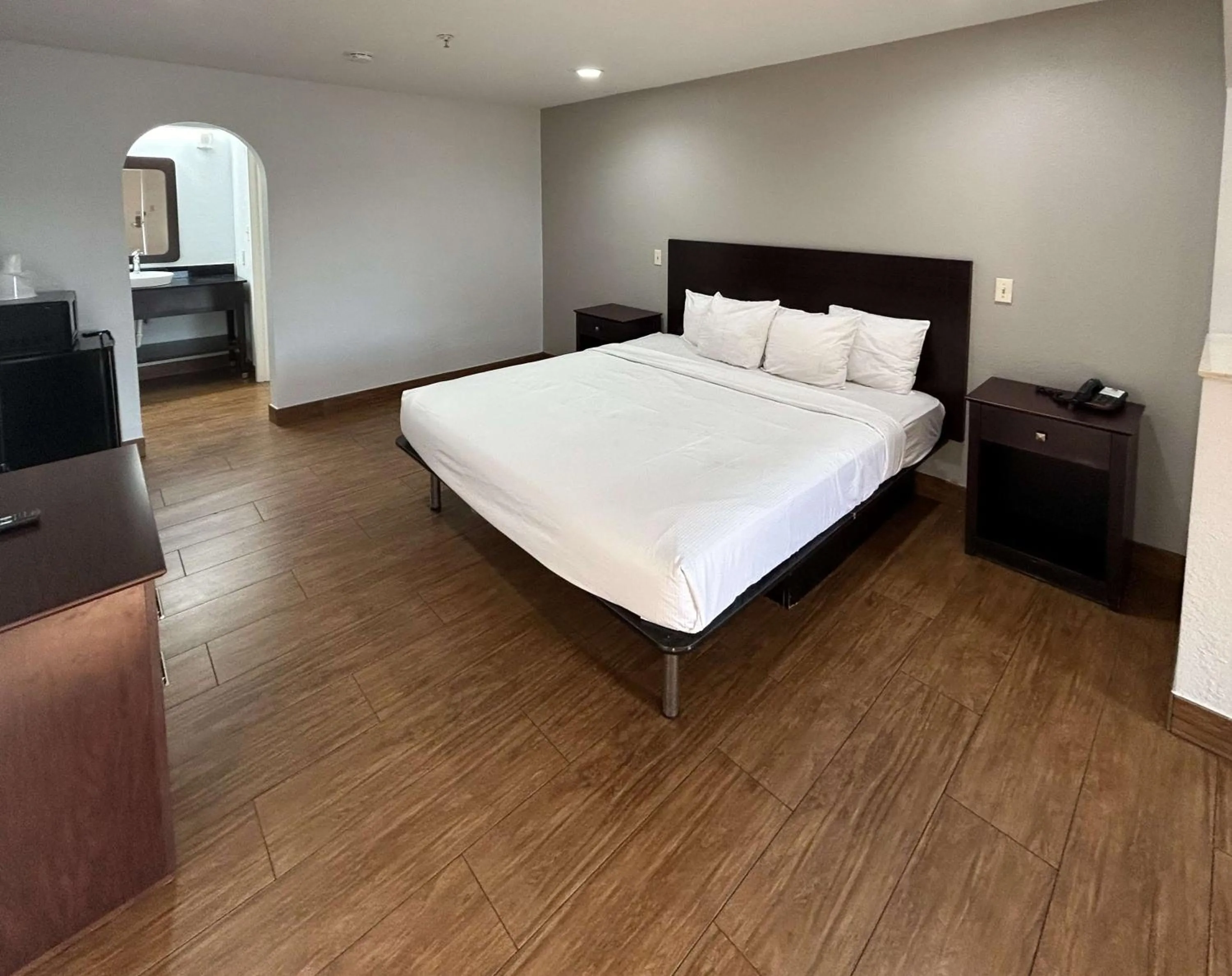 Bedroom, Bed in Motel 6 Denham Springs, LA