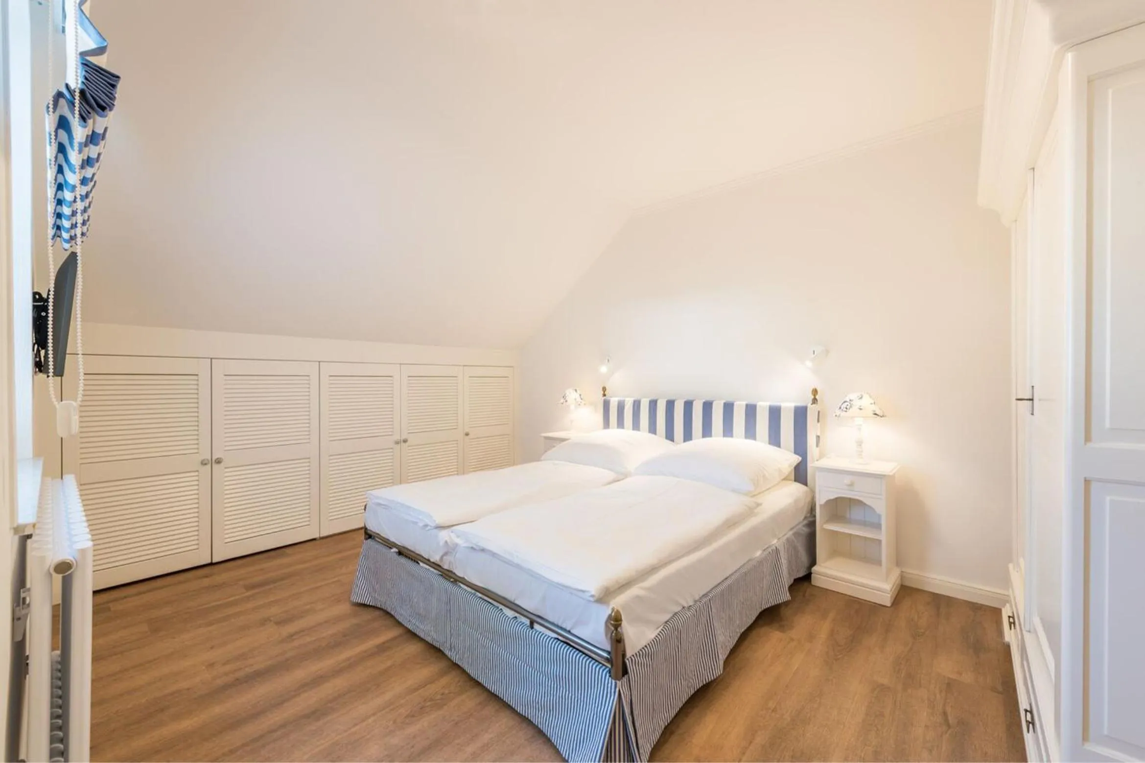 Bedroom, Bed in Min Hüsung by Rujana