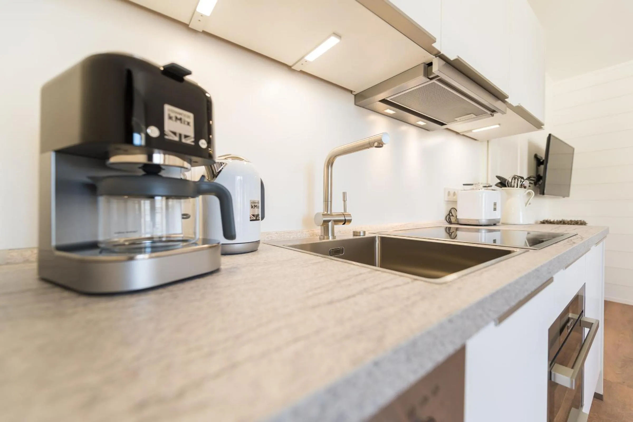 Kitchen or kitchenette in Min Hüsung by Rujana