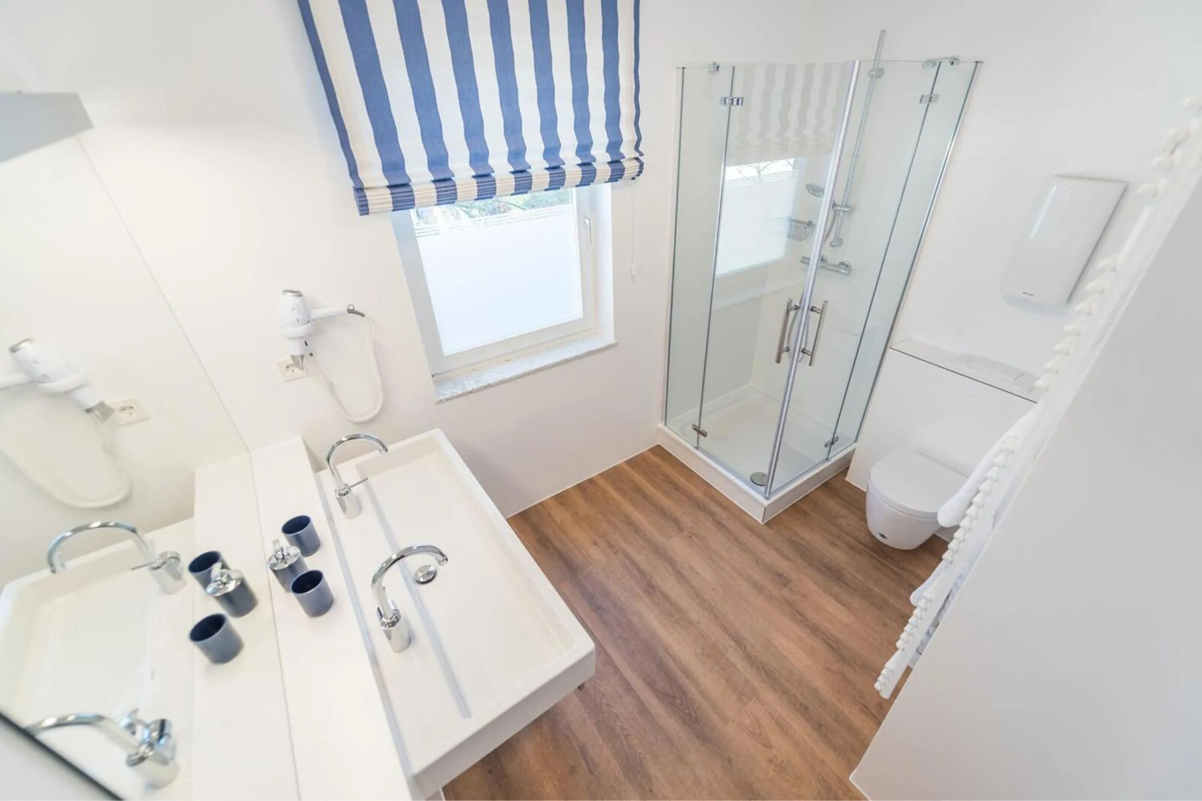 Bathroom in Min Hüsung by Rujana