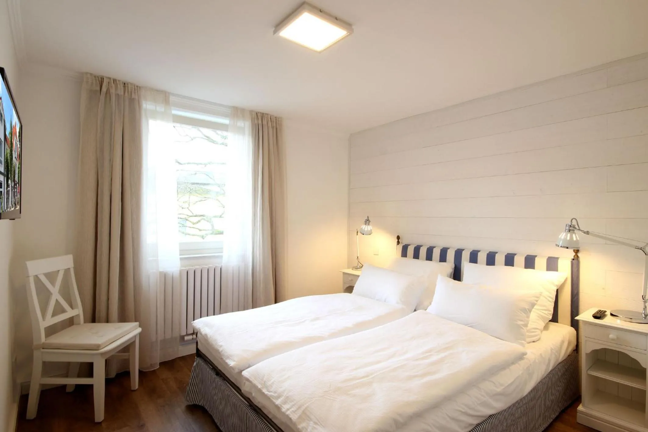 Bedroom, Bed in Min Hüsung by Rujana