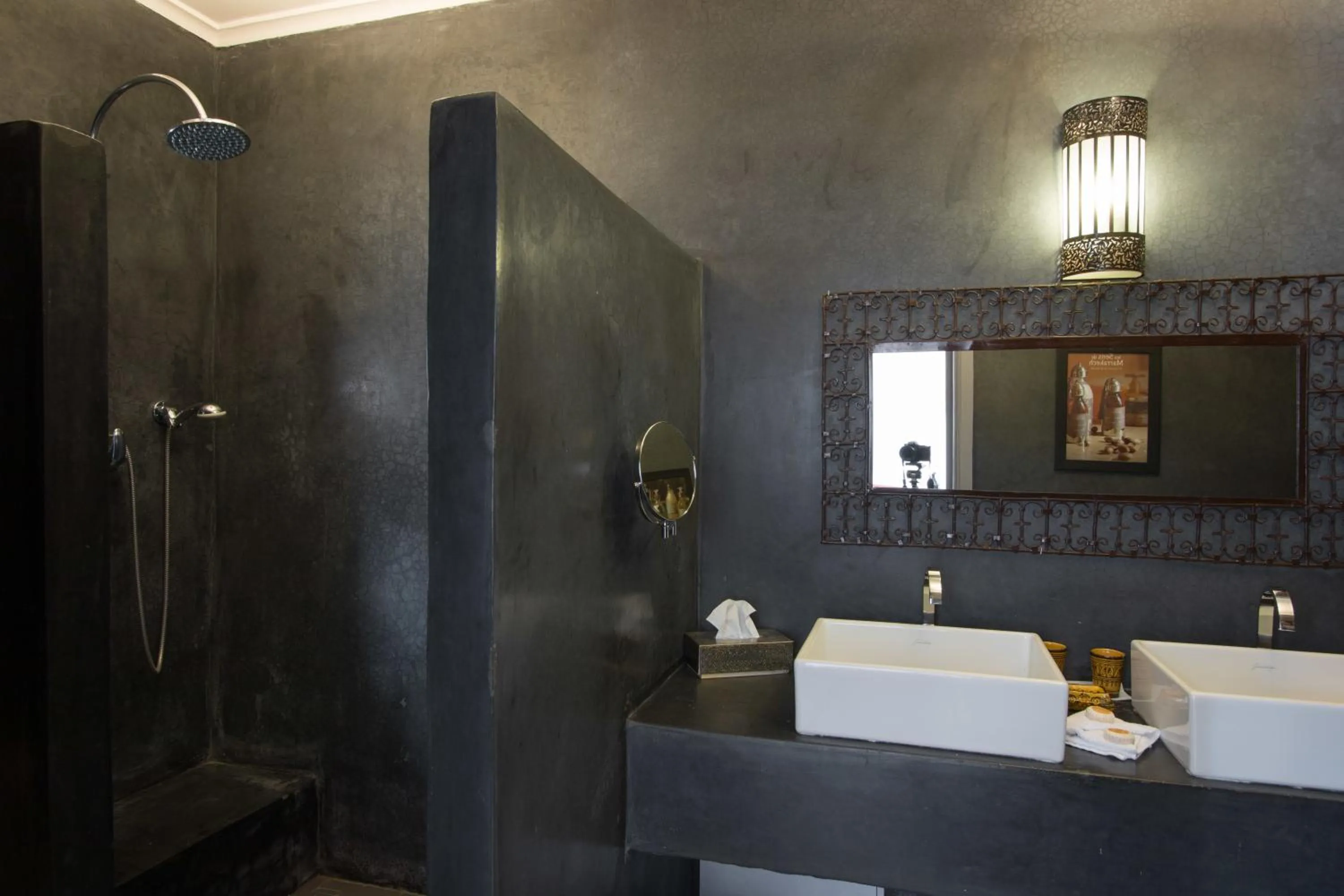 Staff in Riad Alegria