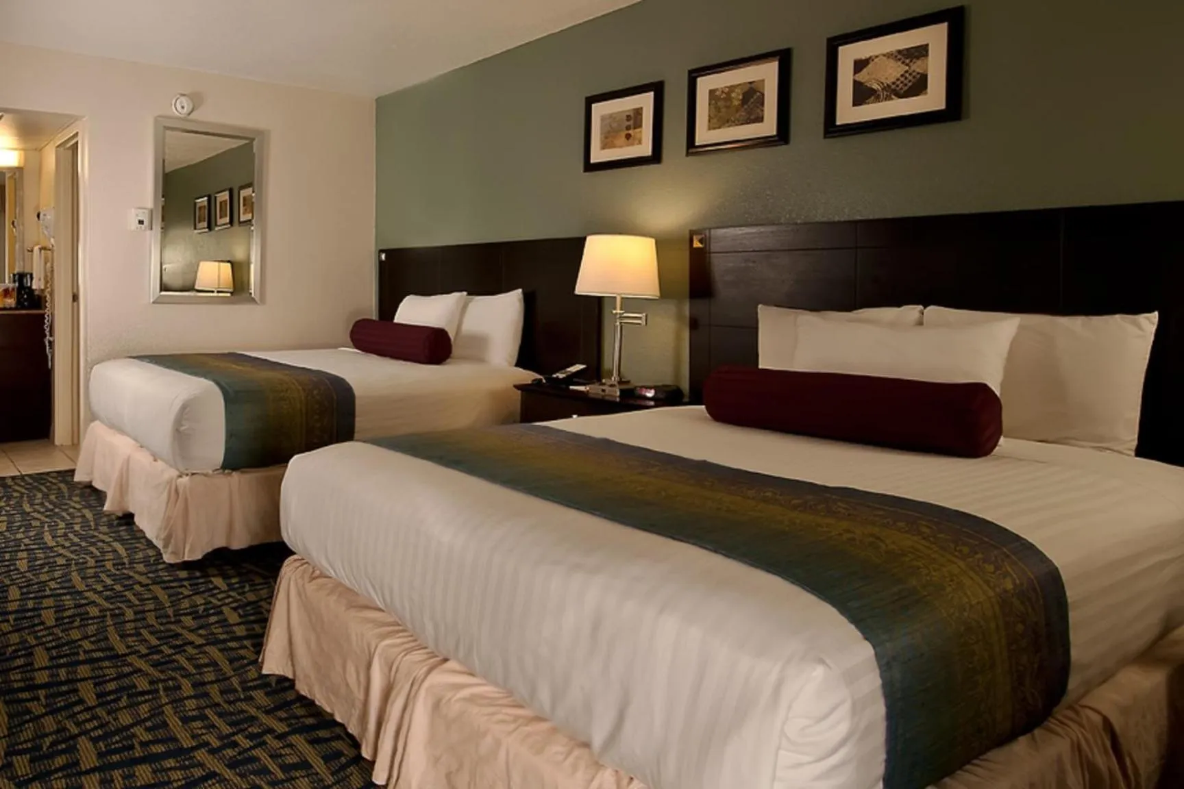 Bedroom, Bed in Grand Texan Hotel and Convention Center