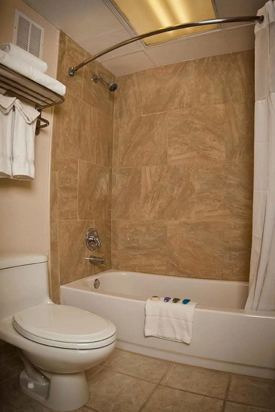 Bathroom in Grand Texan Hotel and Convention Center