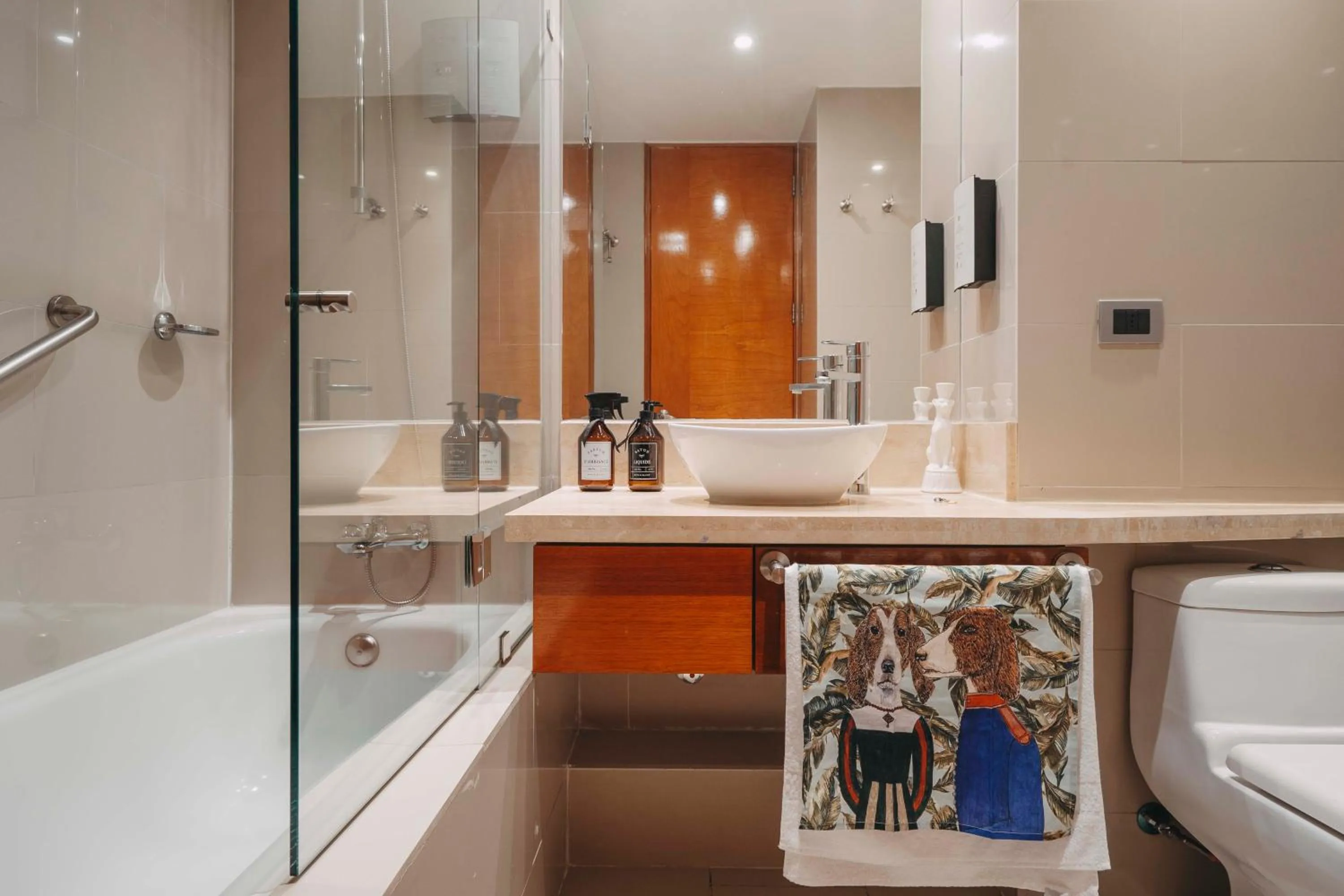 Bathroom in Time Select - Elegant Apartments