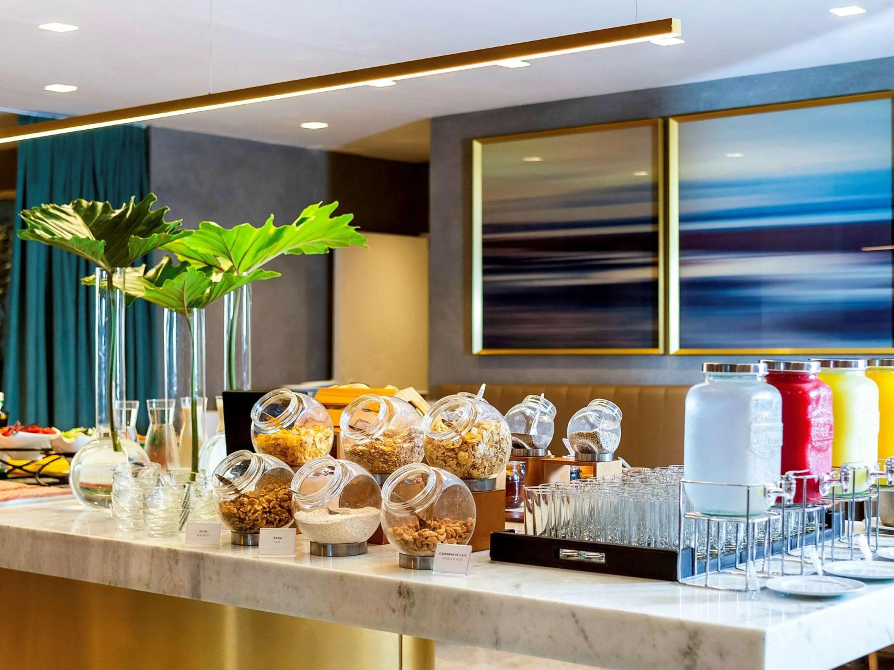 Restaurant/places to eat in Grand Mercure Sao Paulo Vila Olimpia