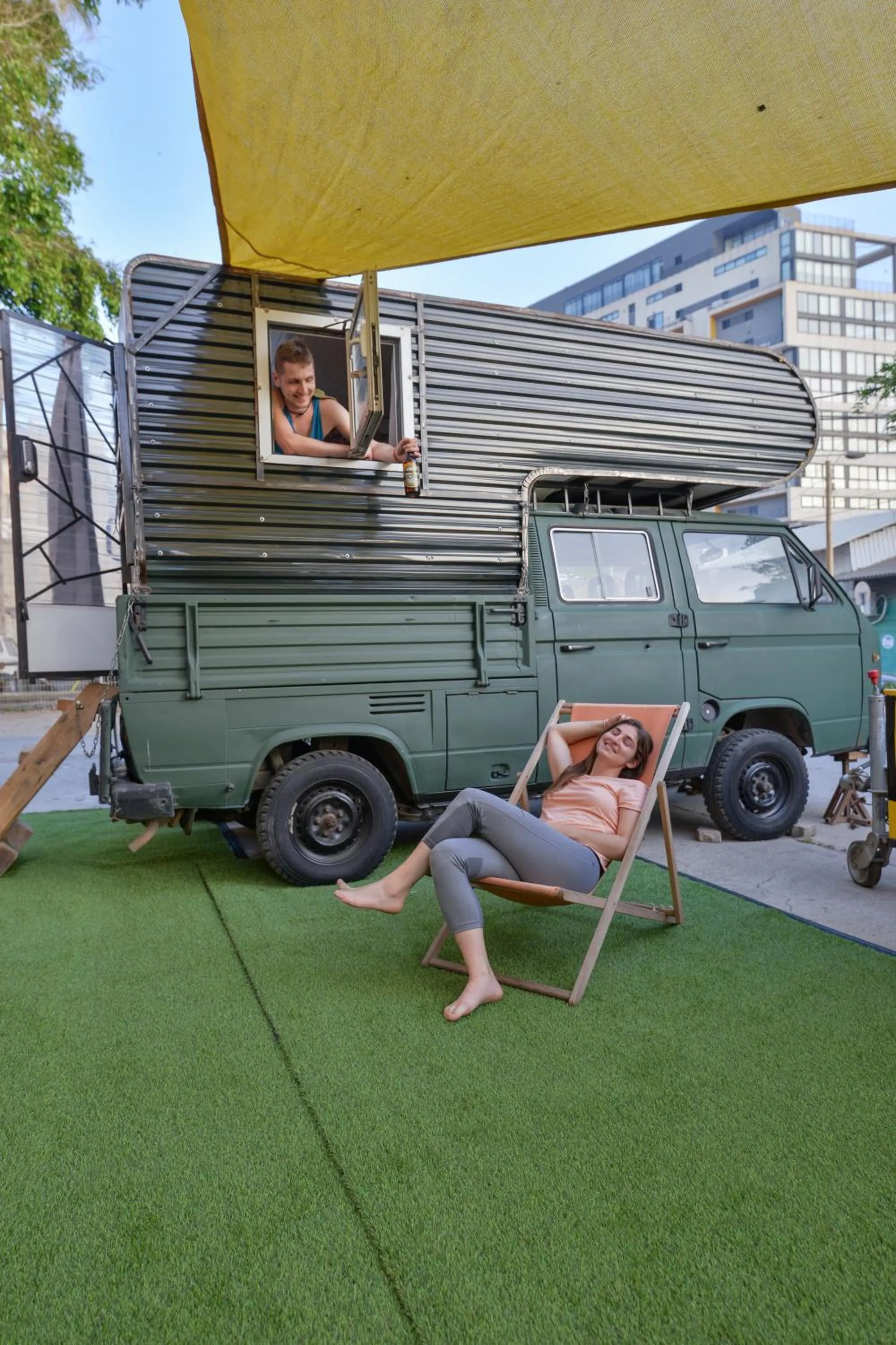 Roger's Hostel & Caravans Age 18-45