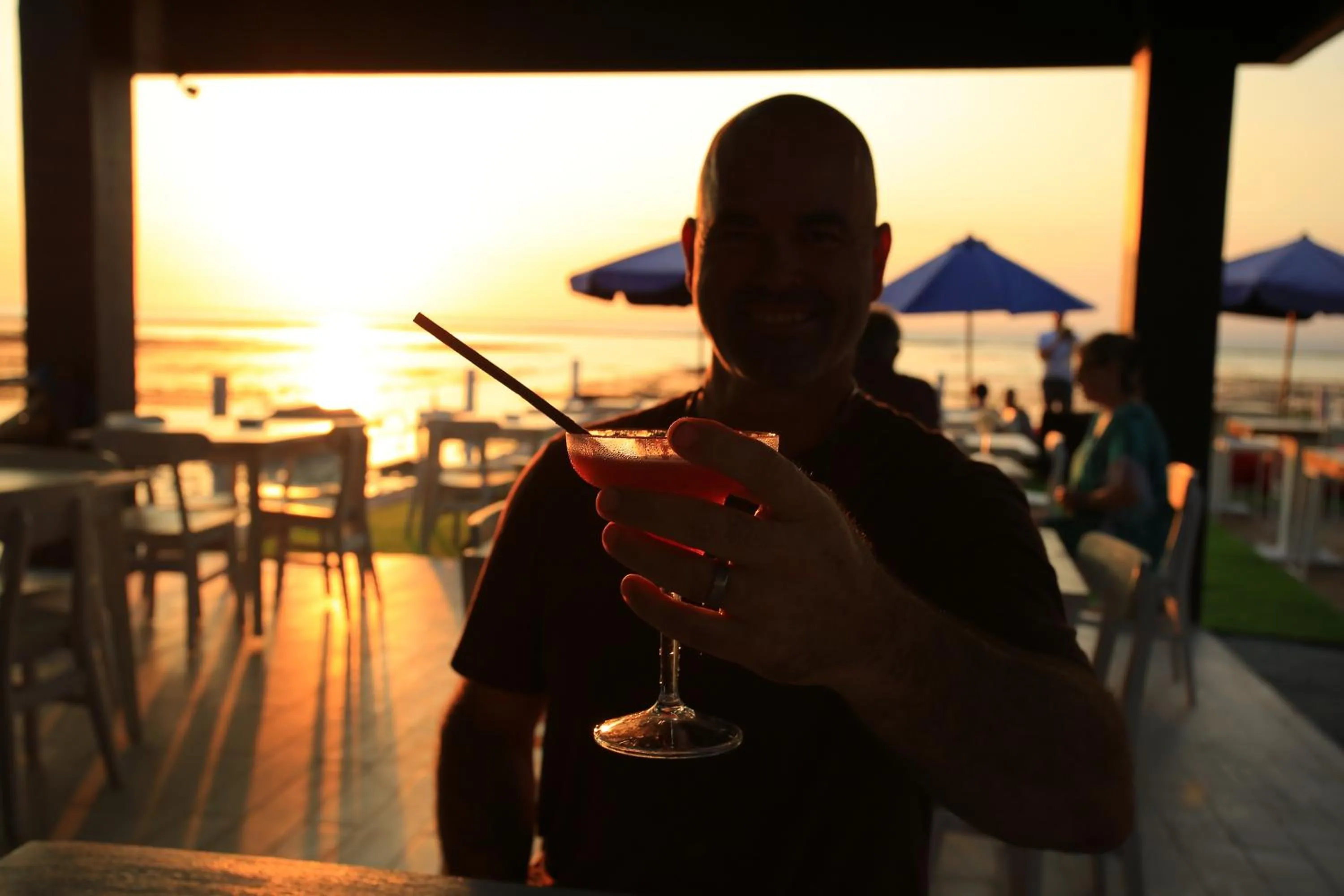 3 Monkeys Lembongan Studio apartments gym recovery centre