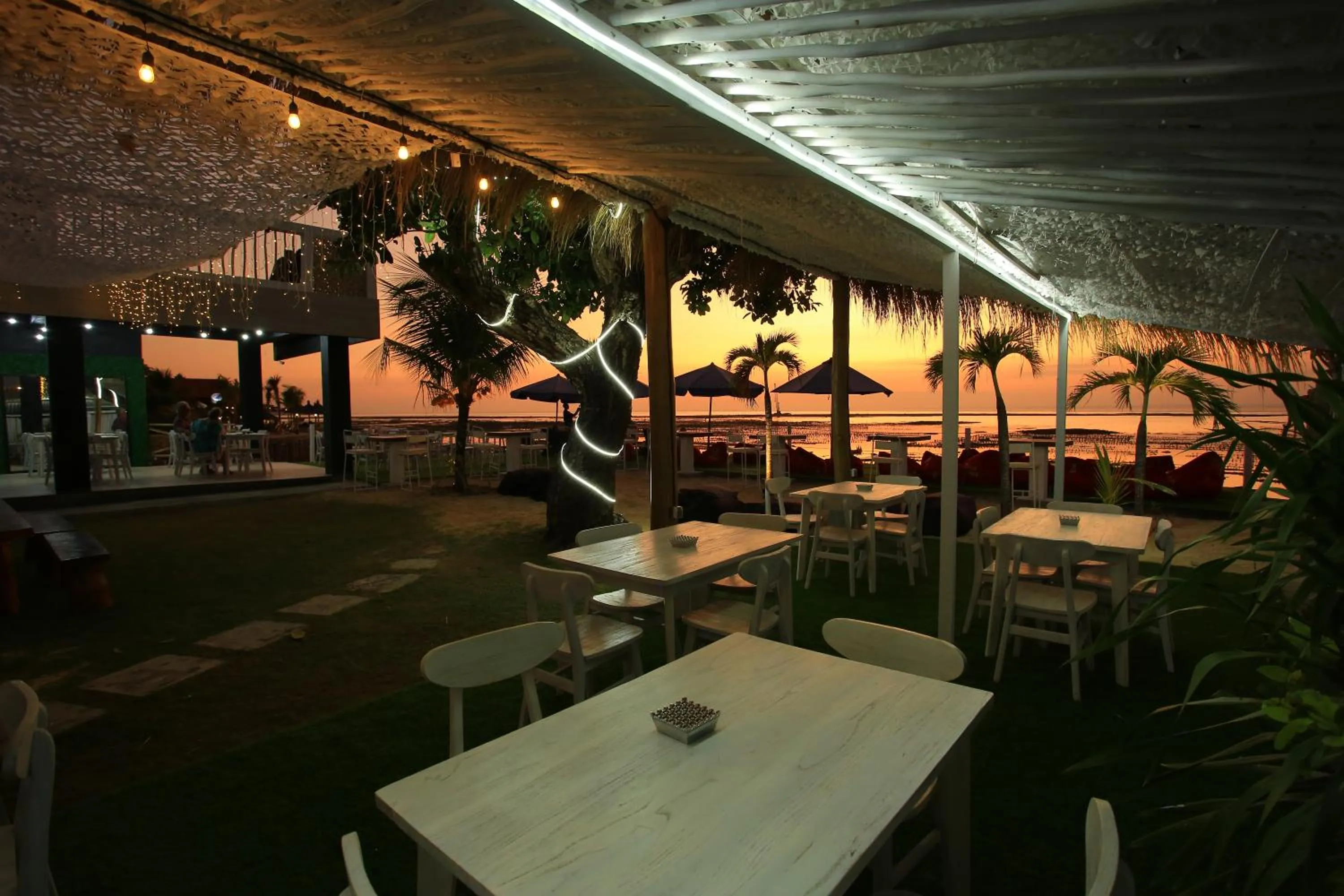 3 Monkeys Lembongan Studio apartments gym recovery centre