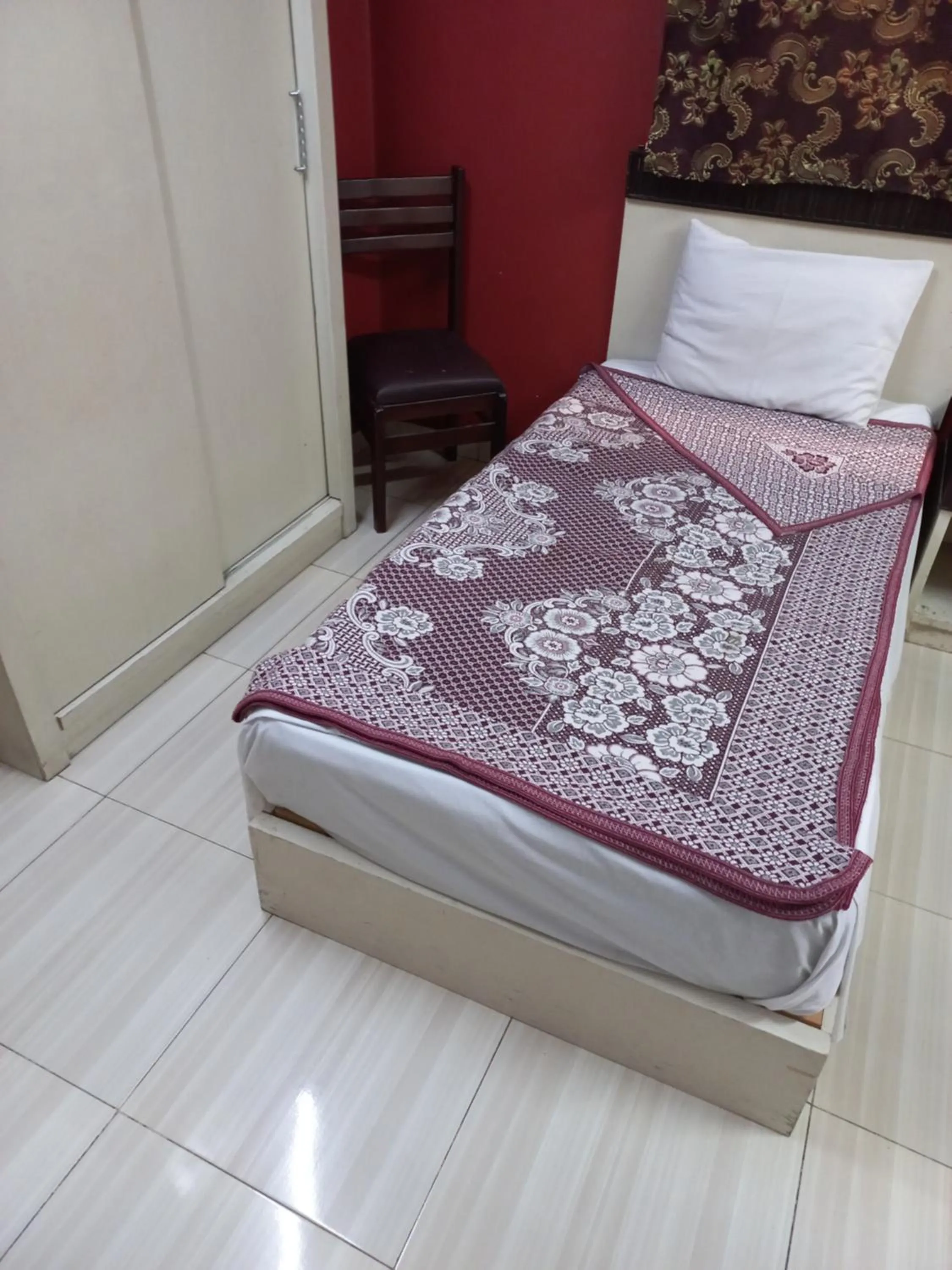 Bedroom, Bed in Isis Hostel 2