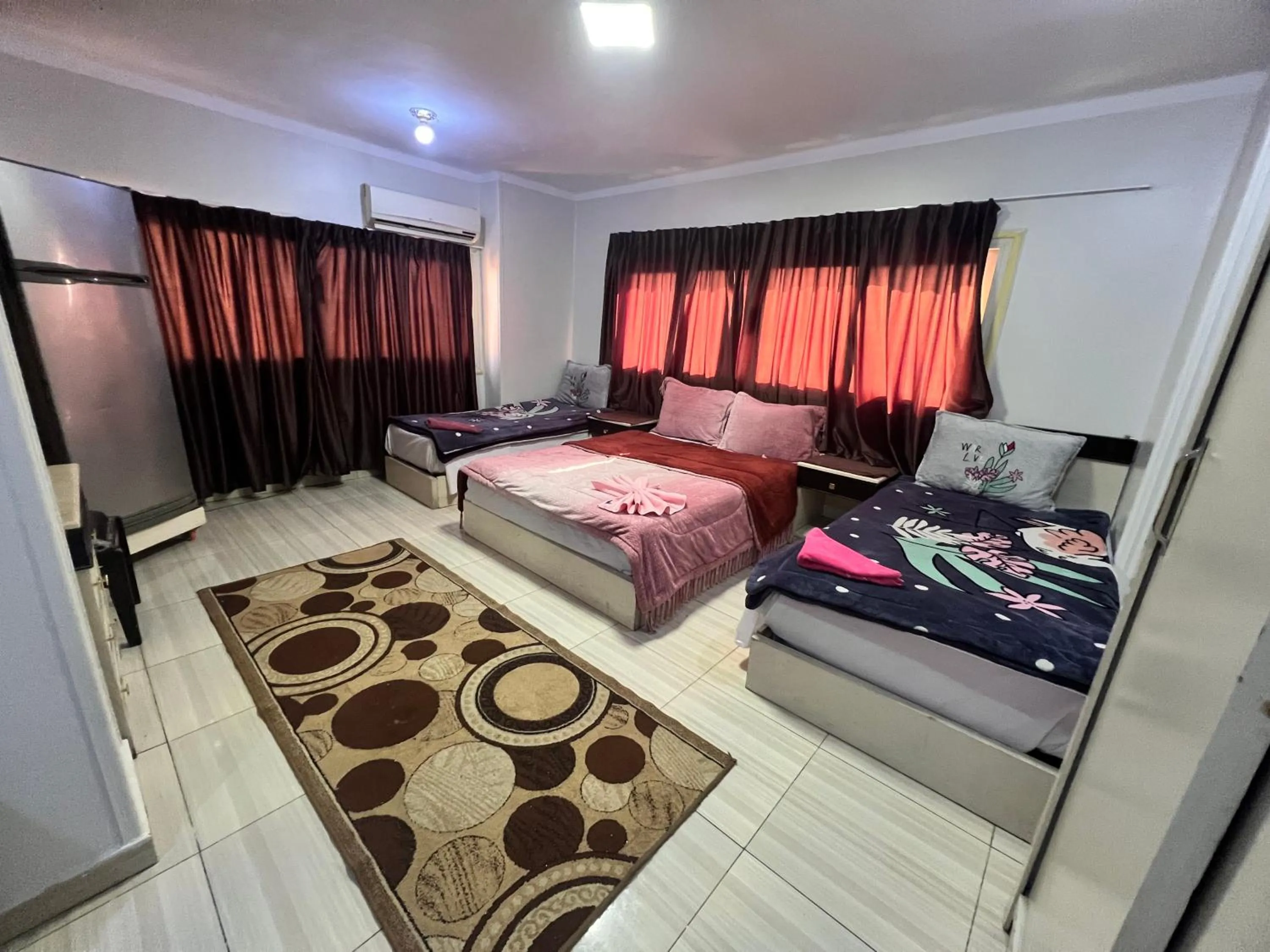 Property building, Bed in Isis Hostel 2