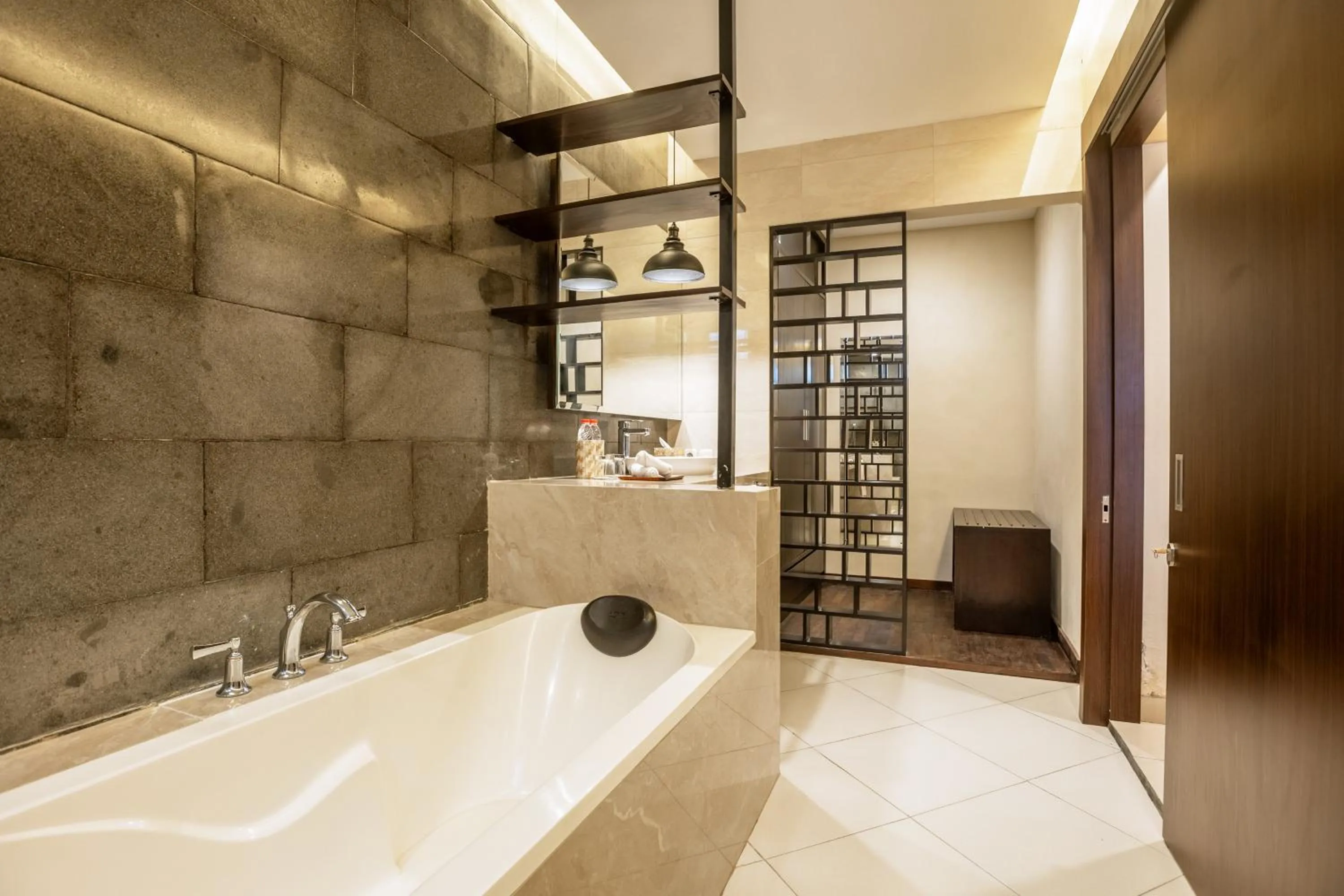 Bathroom in La Paradis Villa