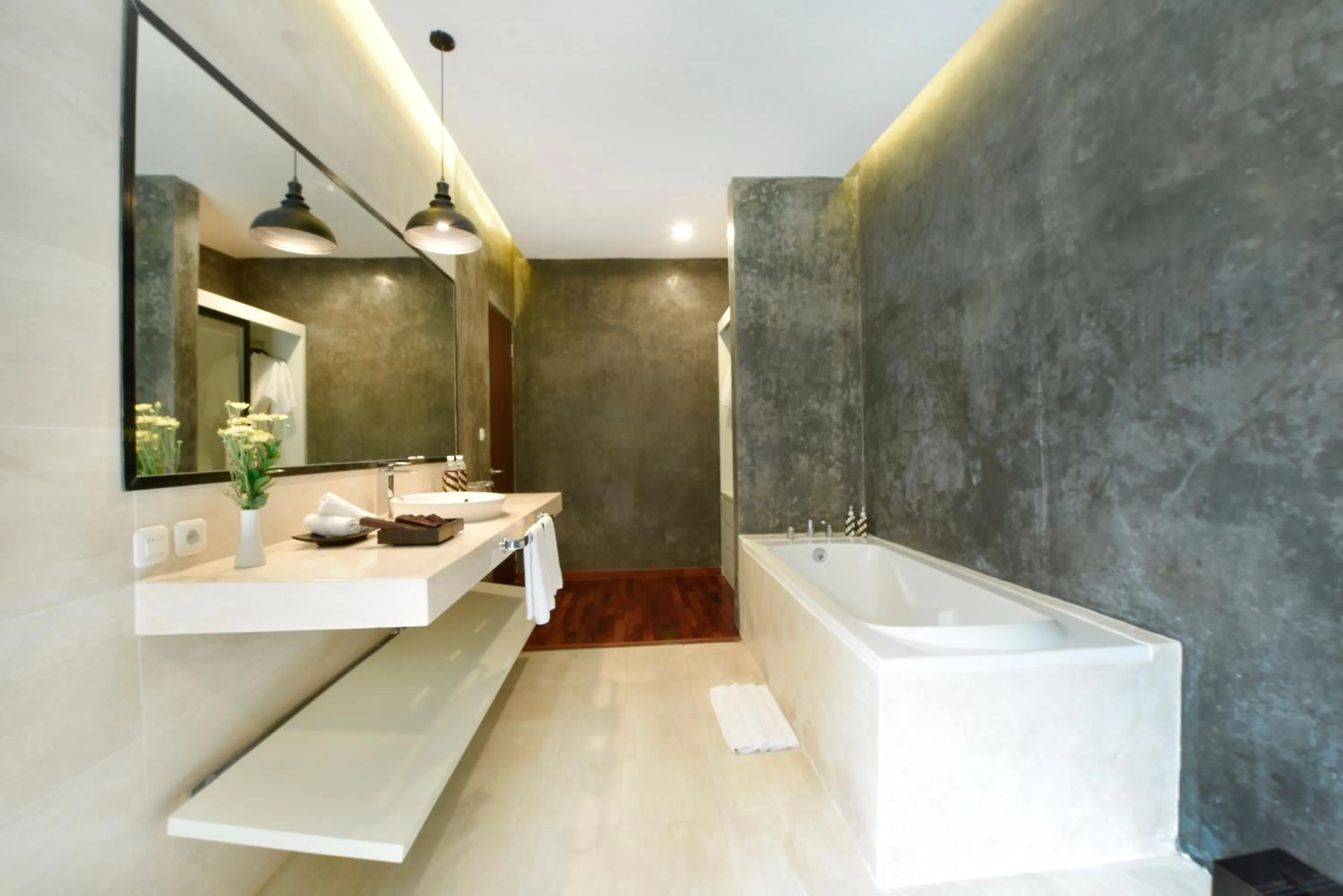 Shower in La Paradis Villa