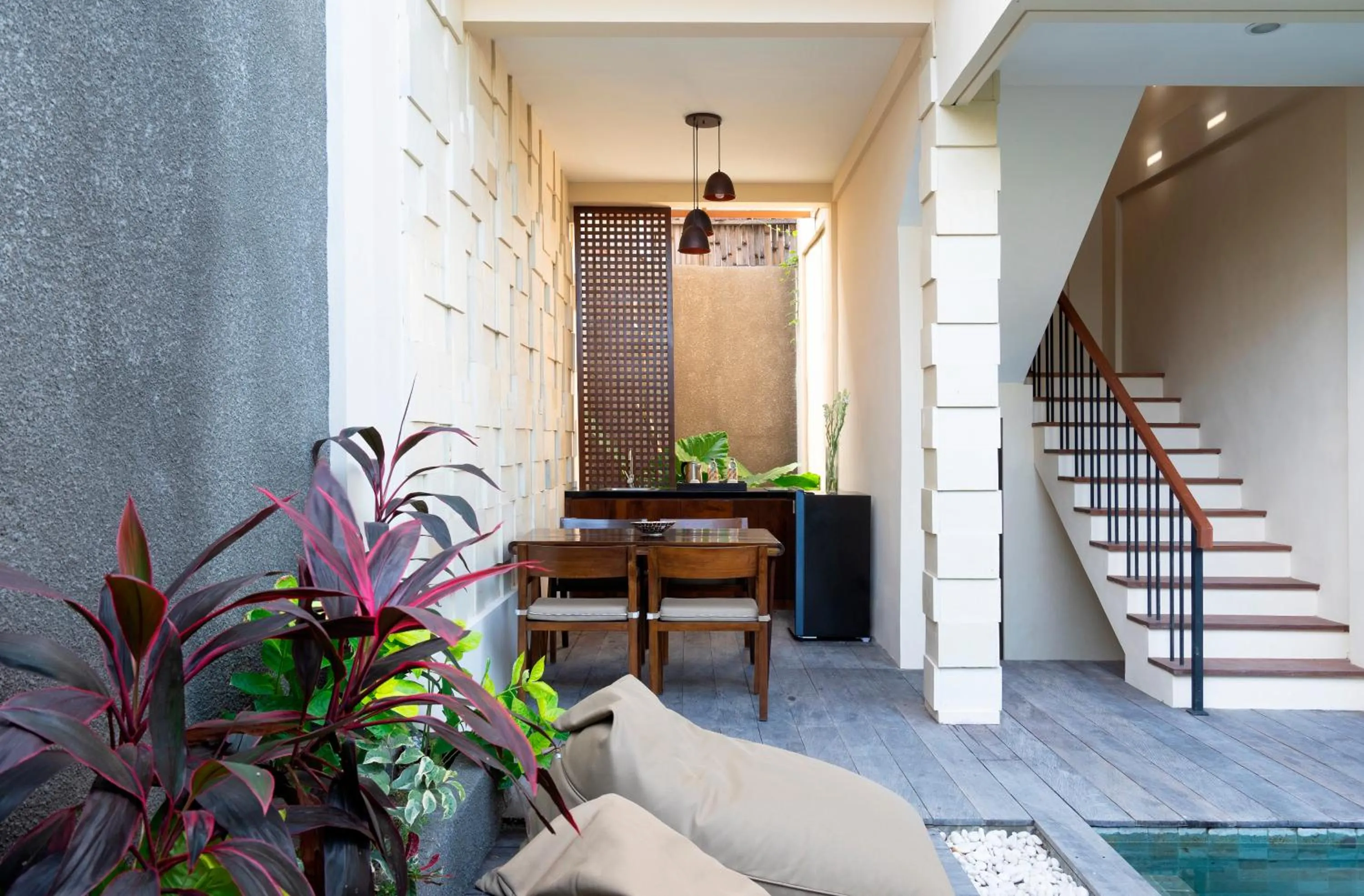 Patio in La Paradis Villa